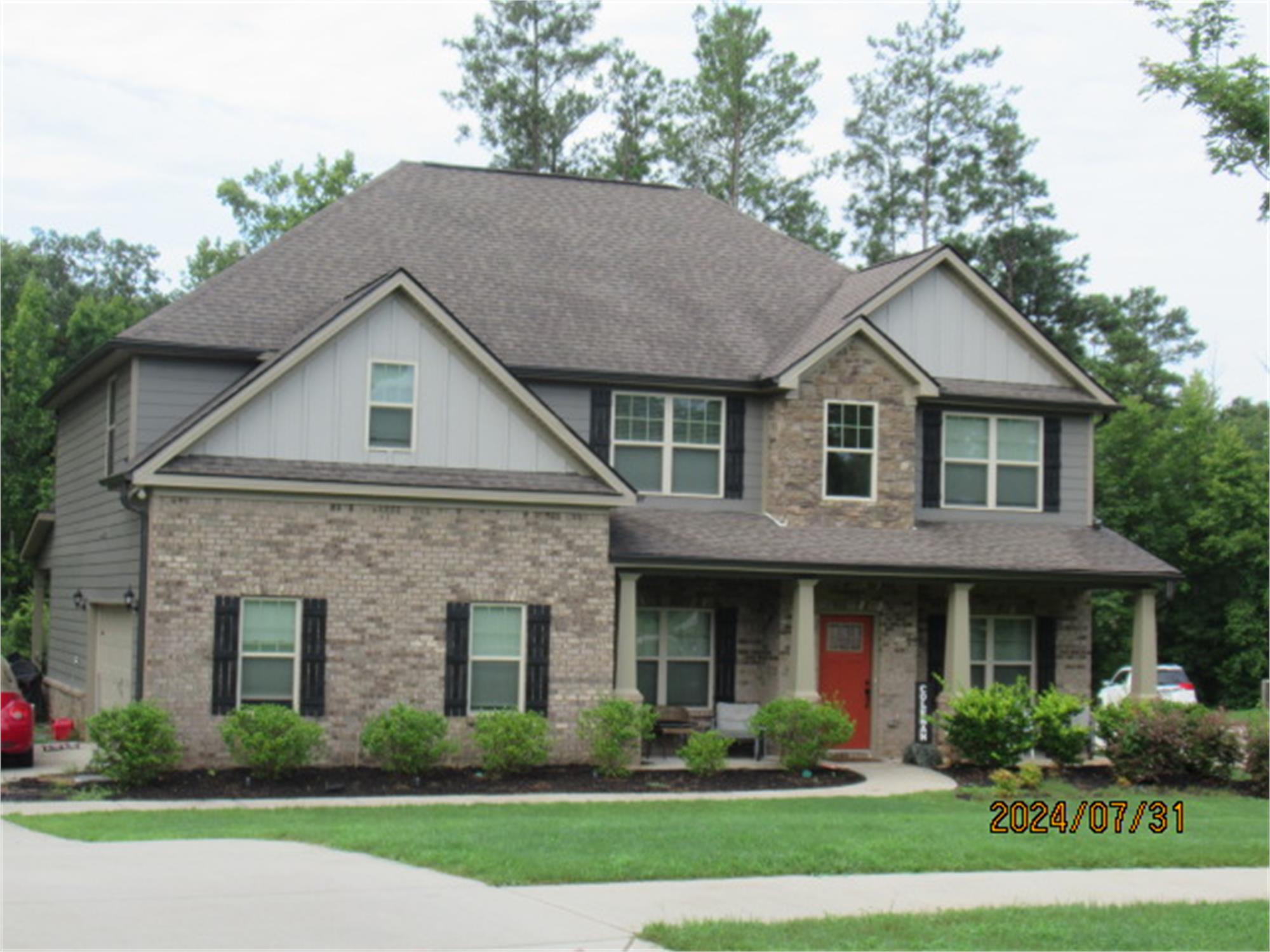215 Homestead Cir, Forsyth, GA 31029-4059