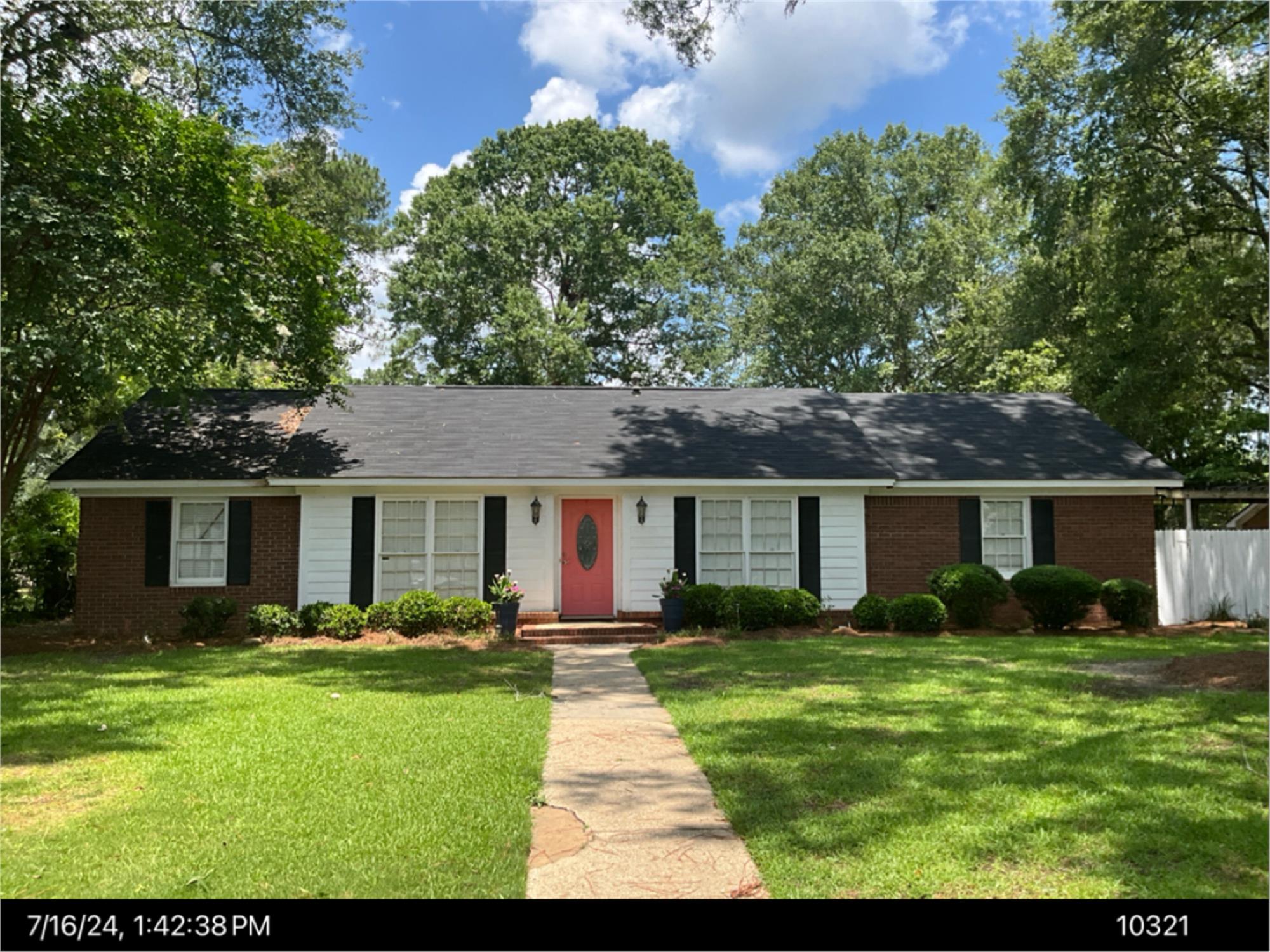 2011 Sharon Ave, Albany, GA 31707-2561