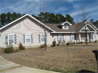 150 Edge Water Dr, Brunswick, GA 31525-6870