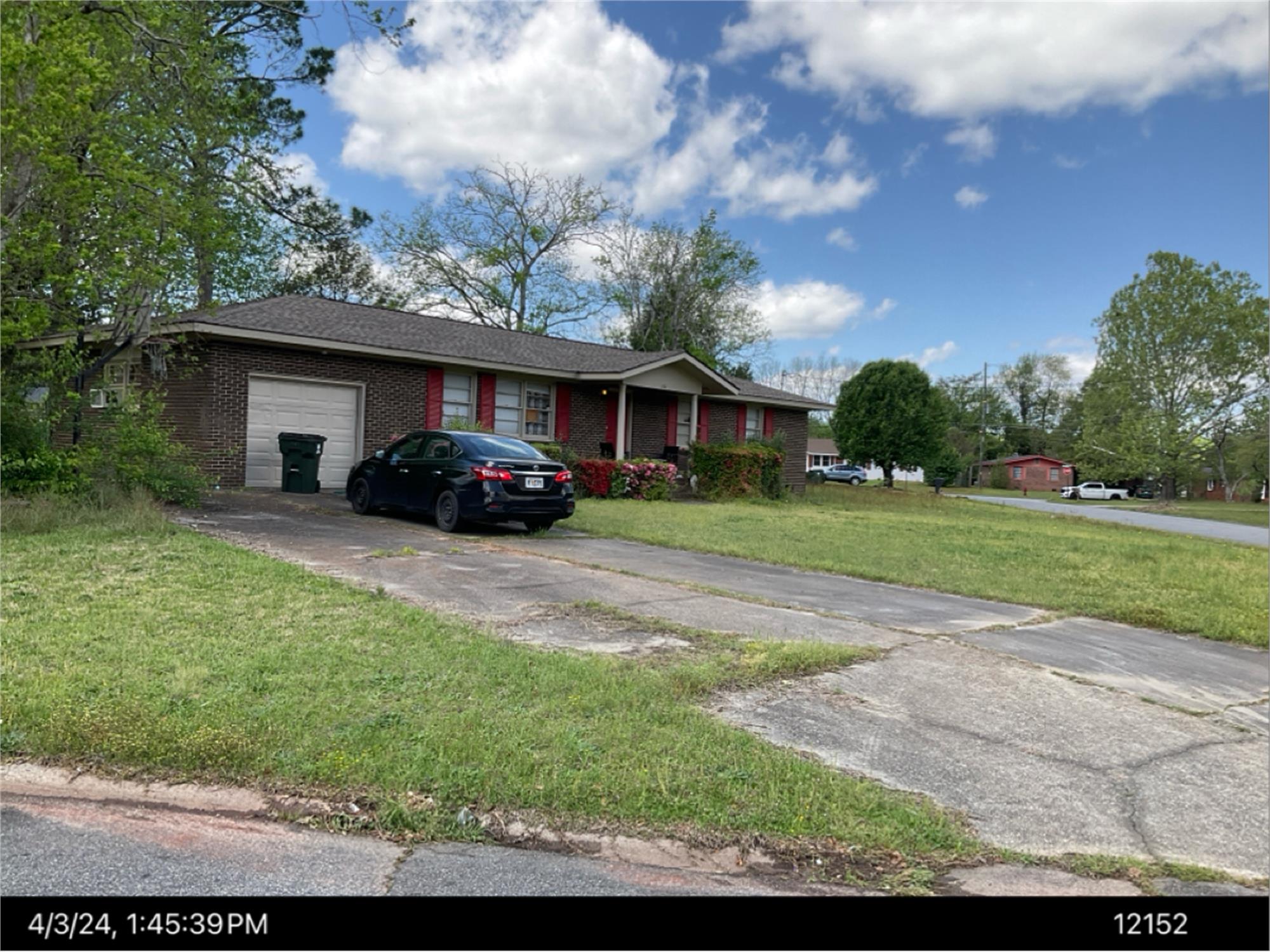 221 Virginia Dr, Warner Robins, GA 31093-2401