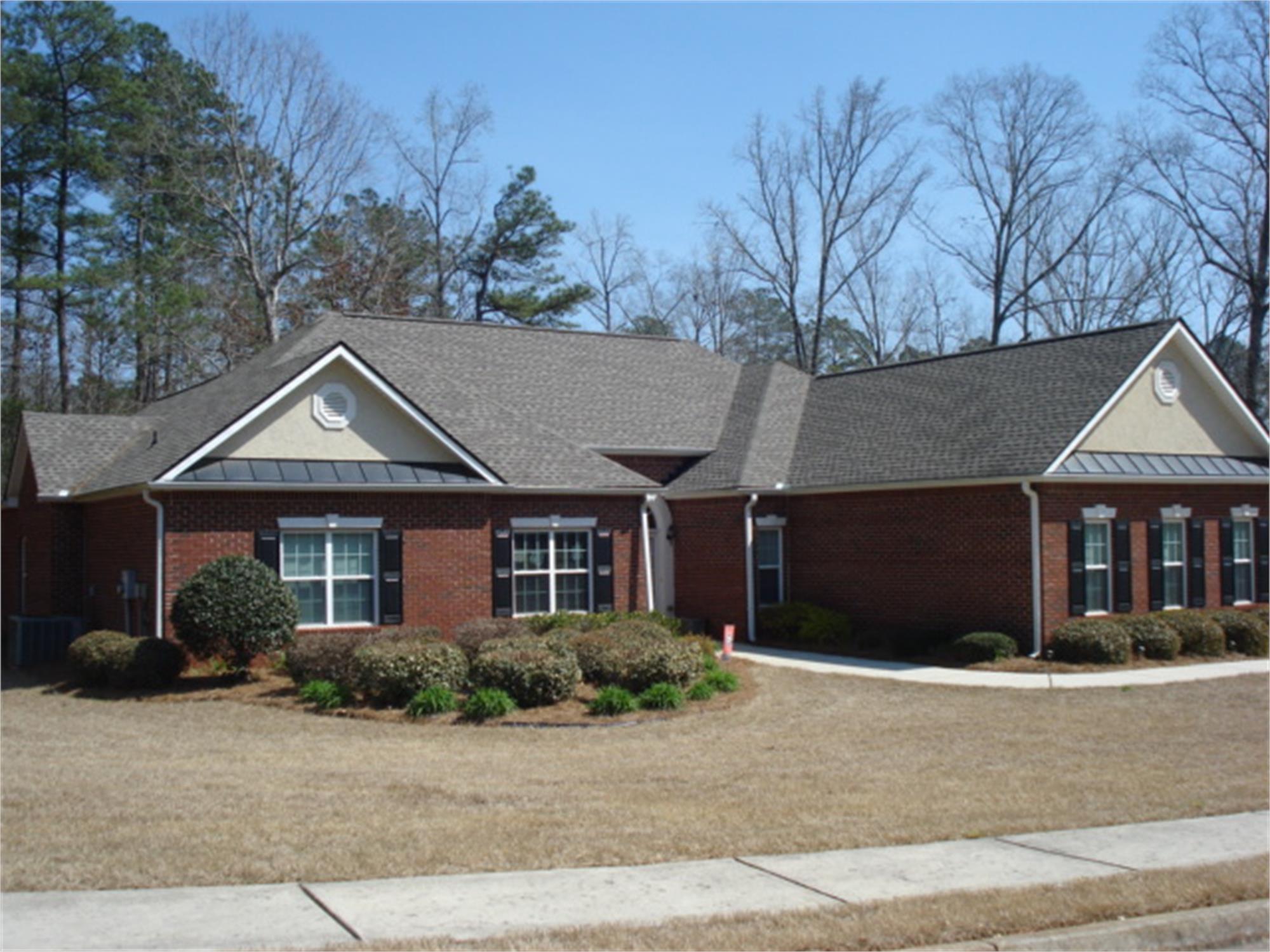 15 Stewart Glen Dr, Covington, GA 30014-6085