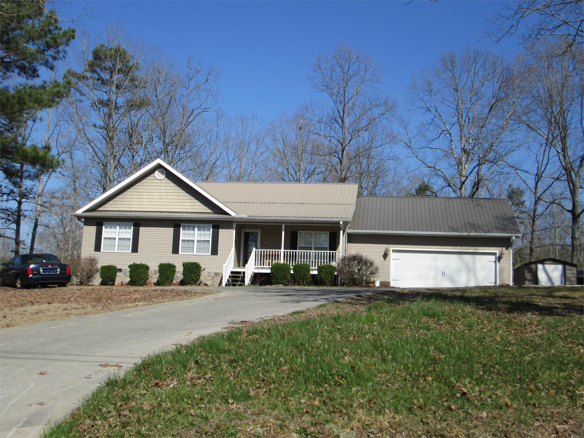 214 Windmill Dr, Chatsworth, GA 30705-6122
