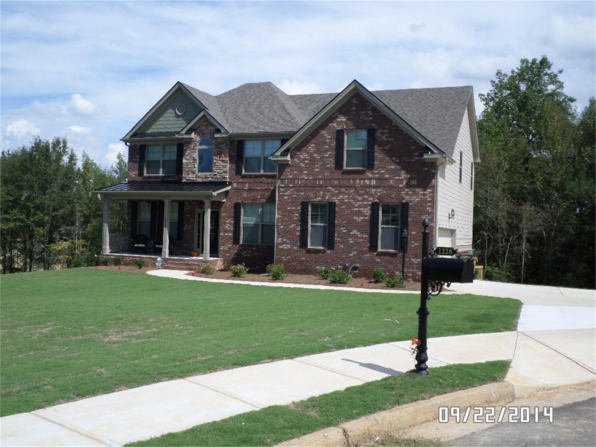 1228 Richmond Ridge, Loganville, GA 30052-9081