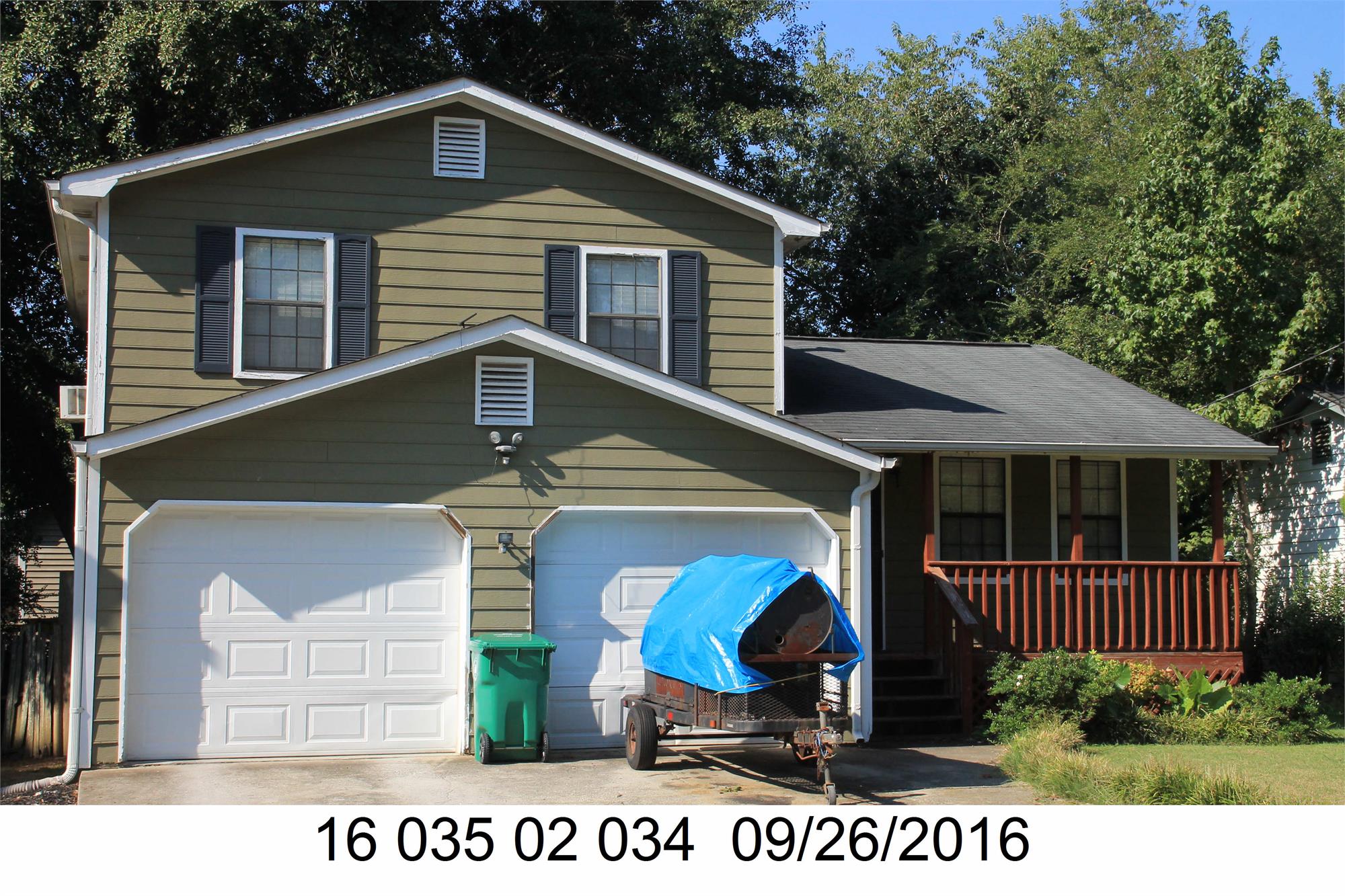 5451 Brandon Ct, Stone Mountain, GA 30088-3205