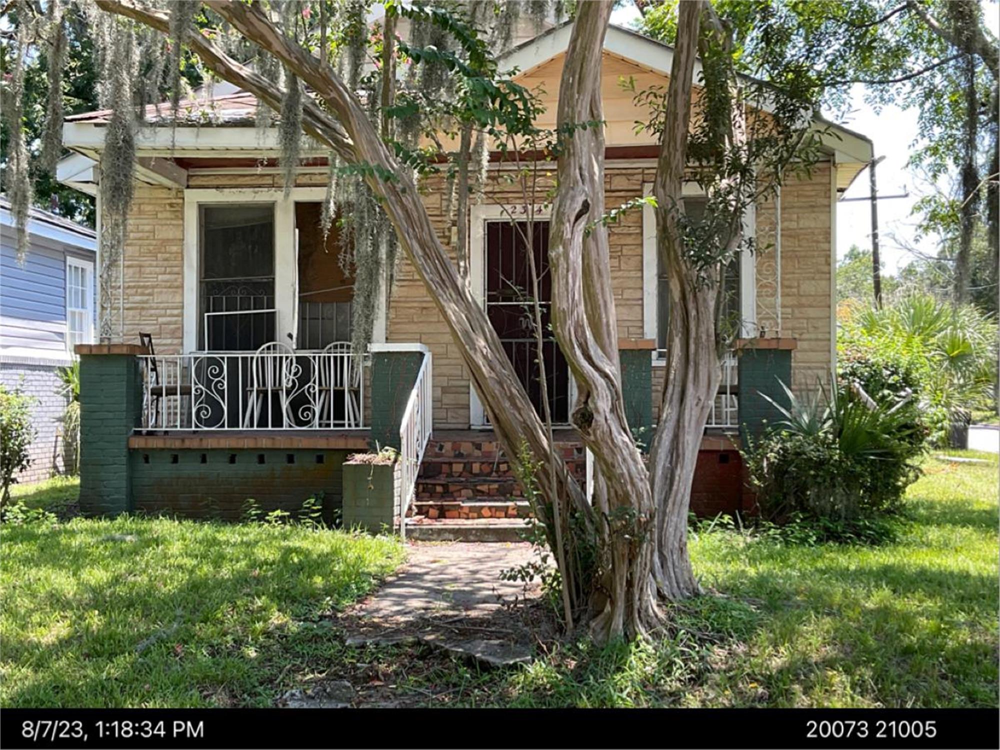 2314 Hopkins St, Savannah, GA 31415-8459