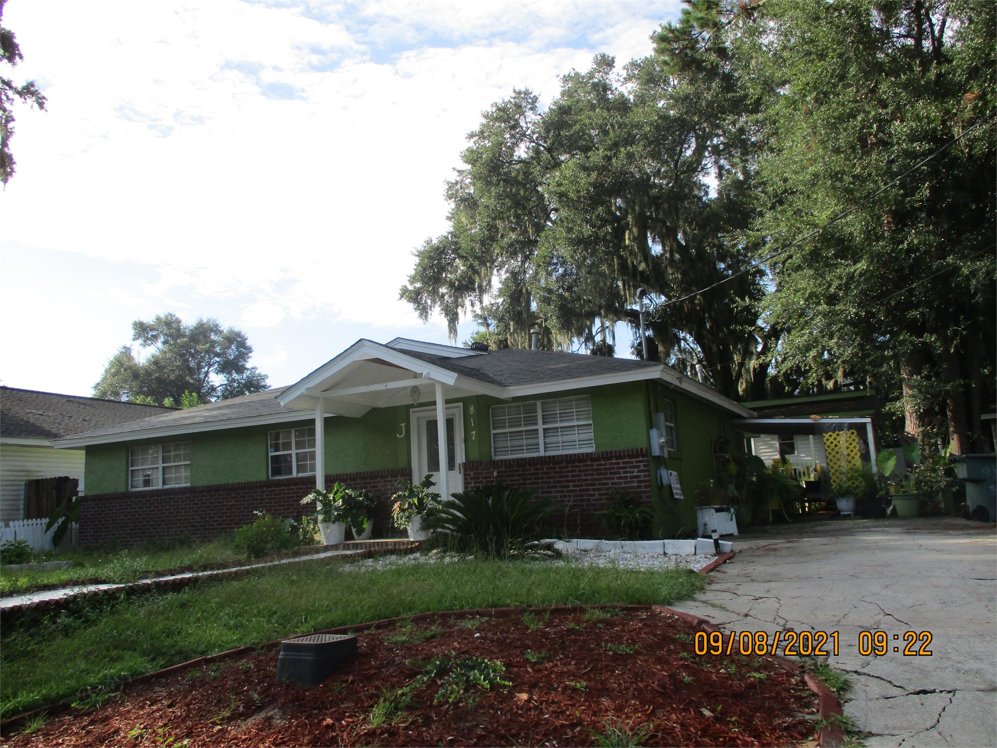 817 Dixon St, Savannah, GA 31405-6403