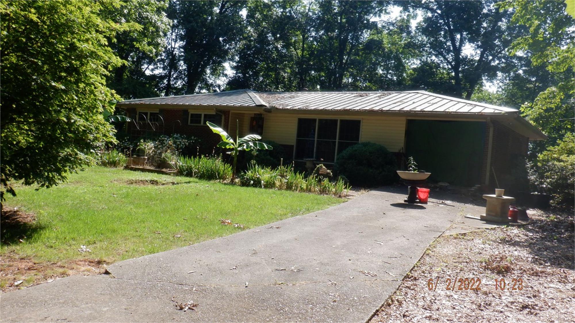 721 Blackwell Cir Ne, Marietta, GA 30066-2501