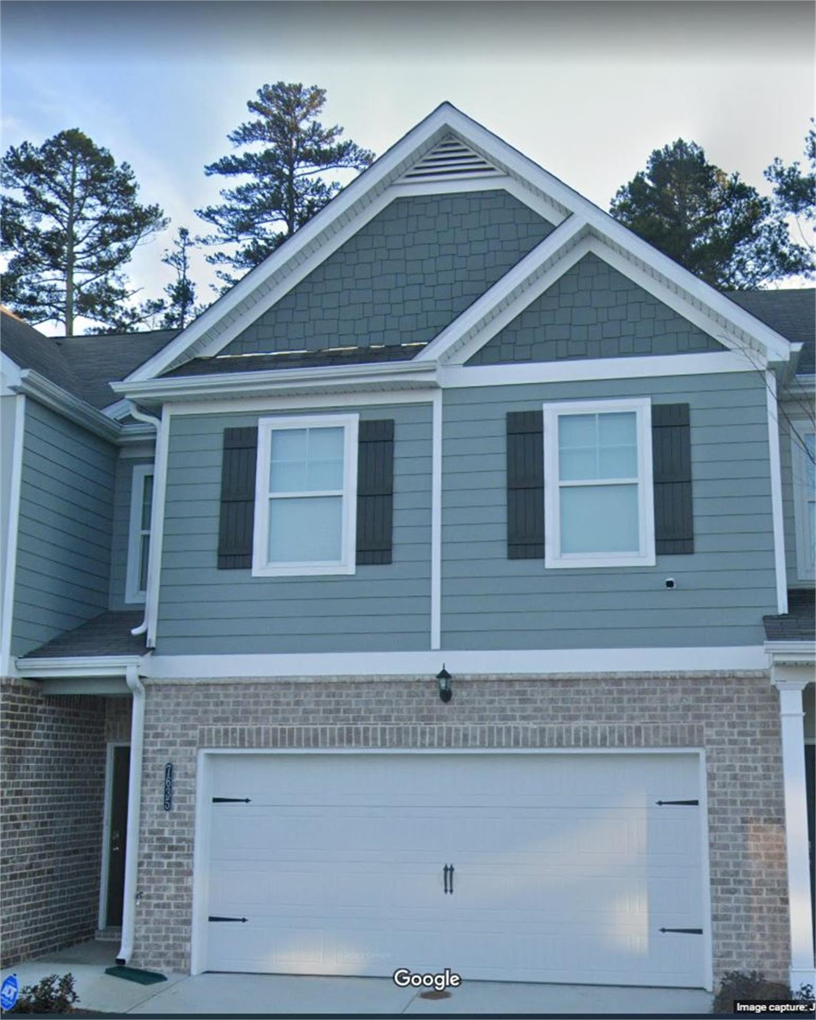 7635 Gray Pointe Dr, Lithonia, GA 30058-8215