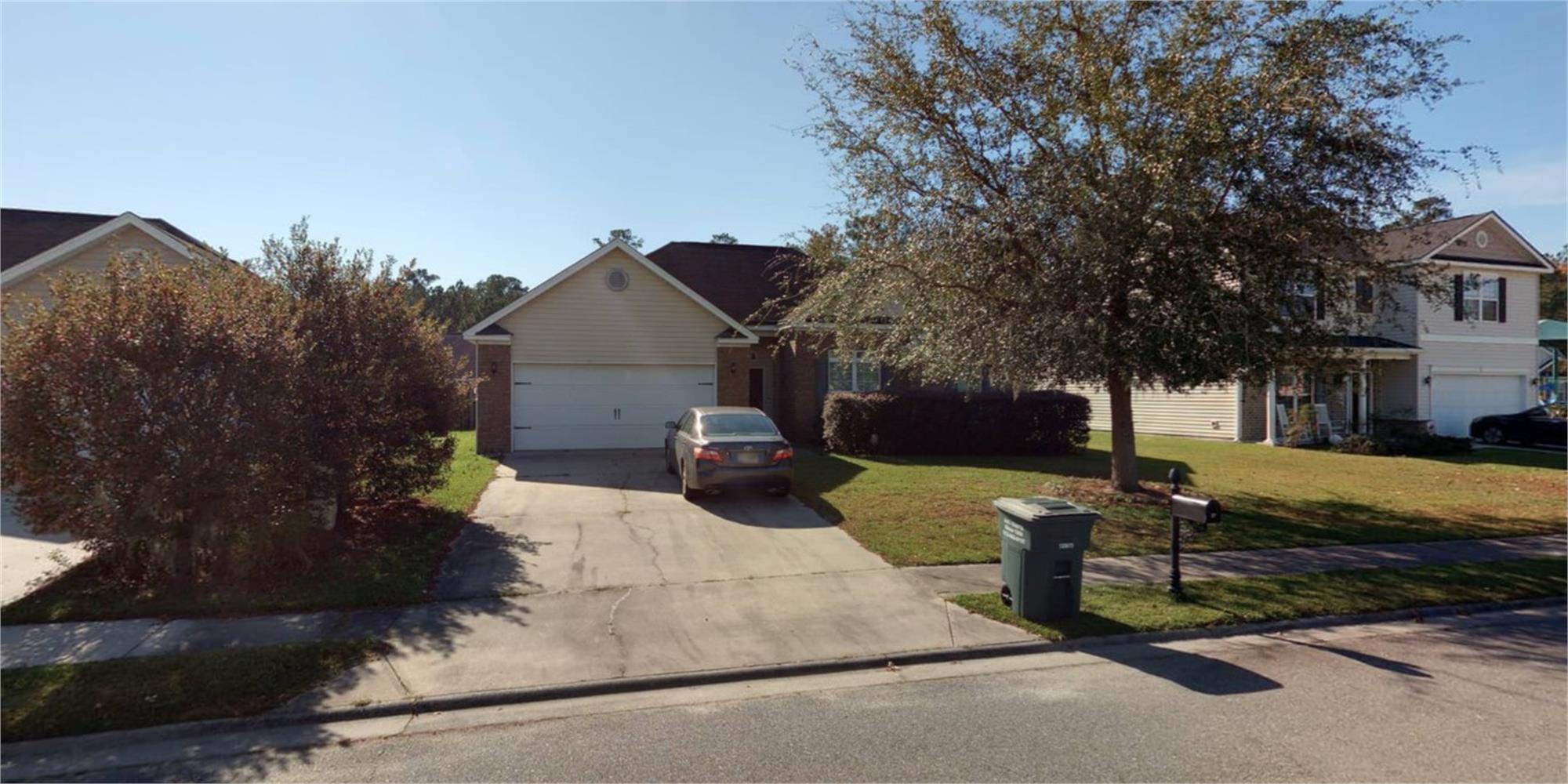27 Castle Hill Rd, Savannah, GA 31419-6602