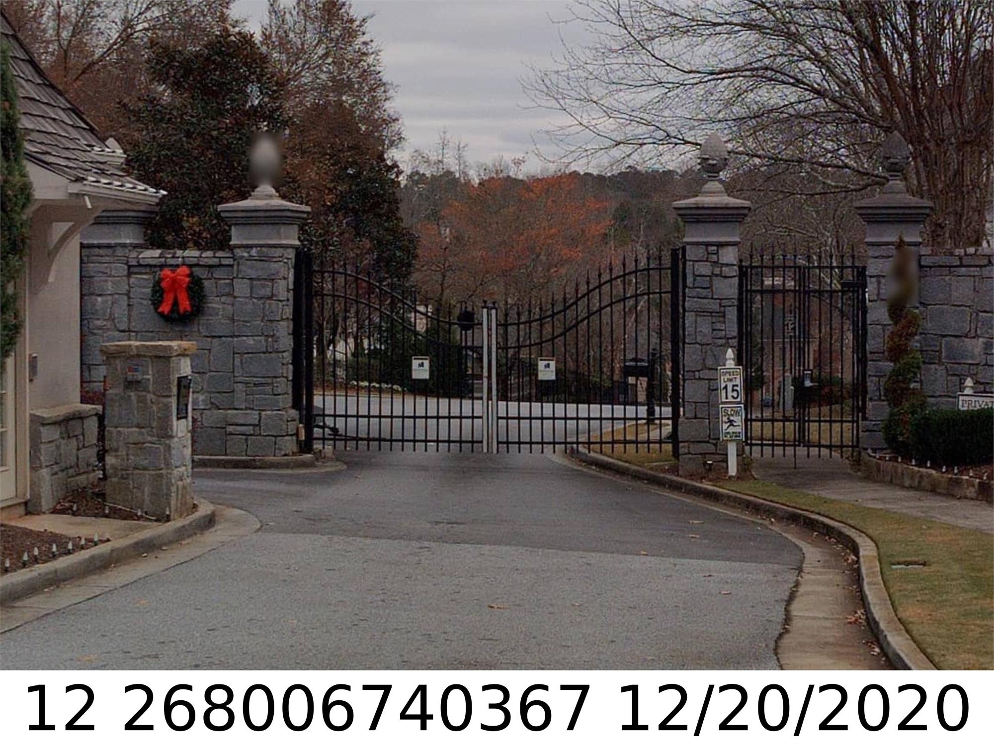 2125 River Falls Dr, Roswell, GA 30076-5122