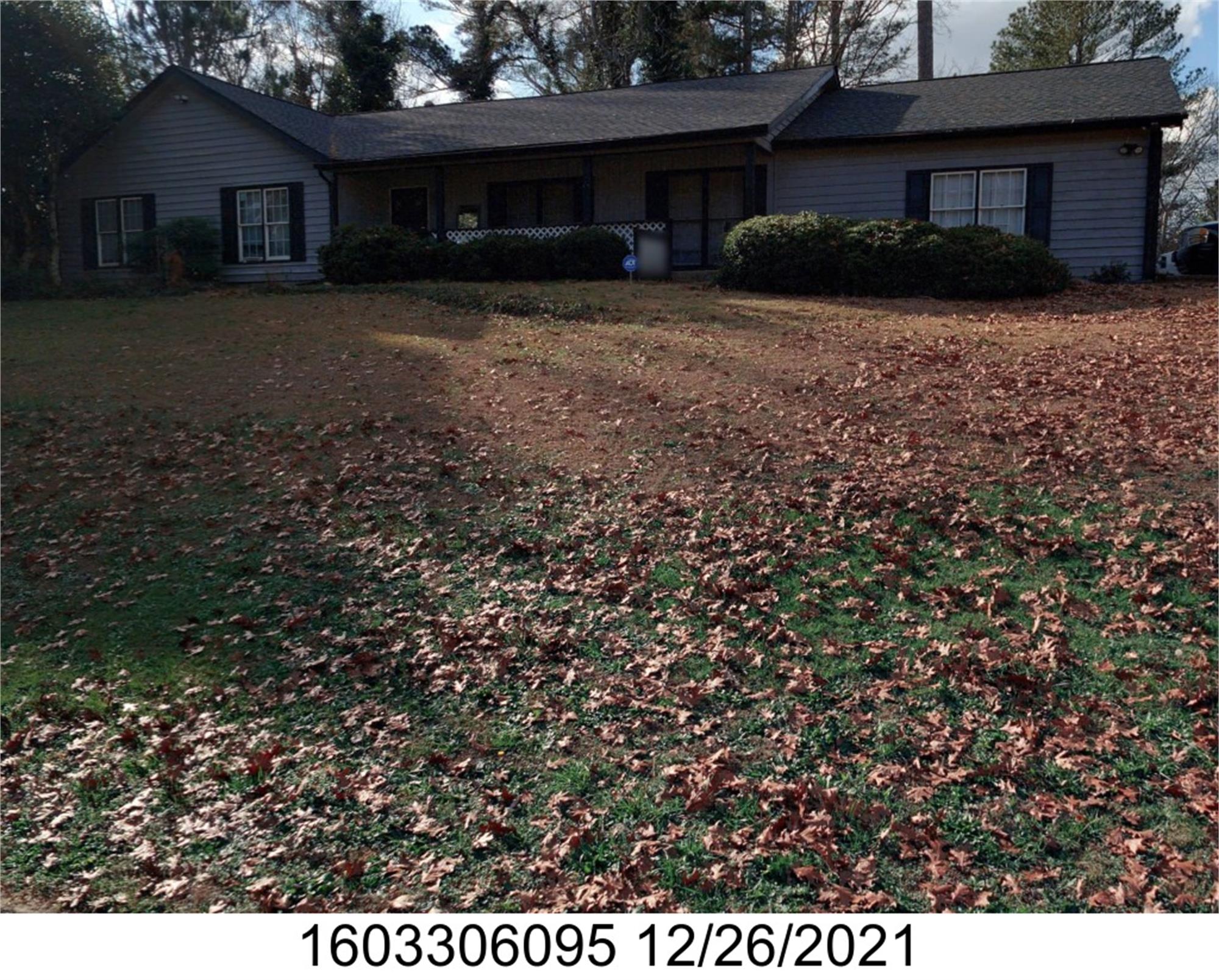655 Post Road Dr, Stone Mountain, GA 30088-2225