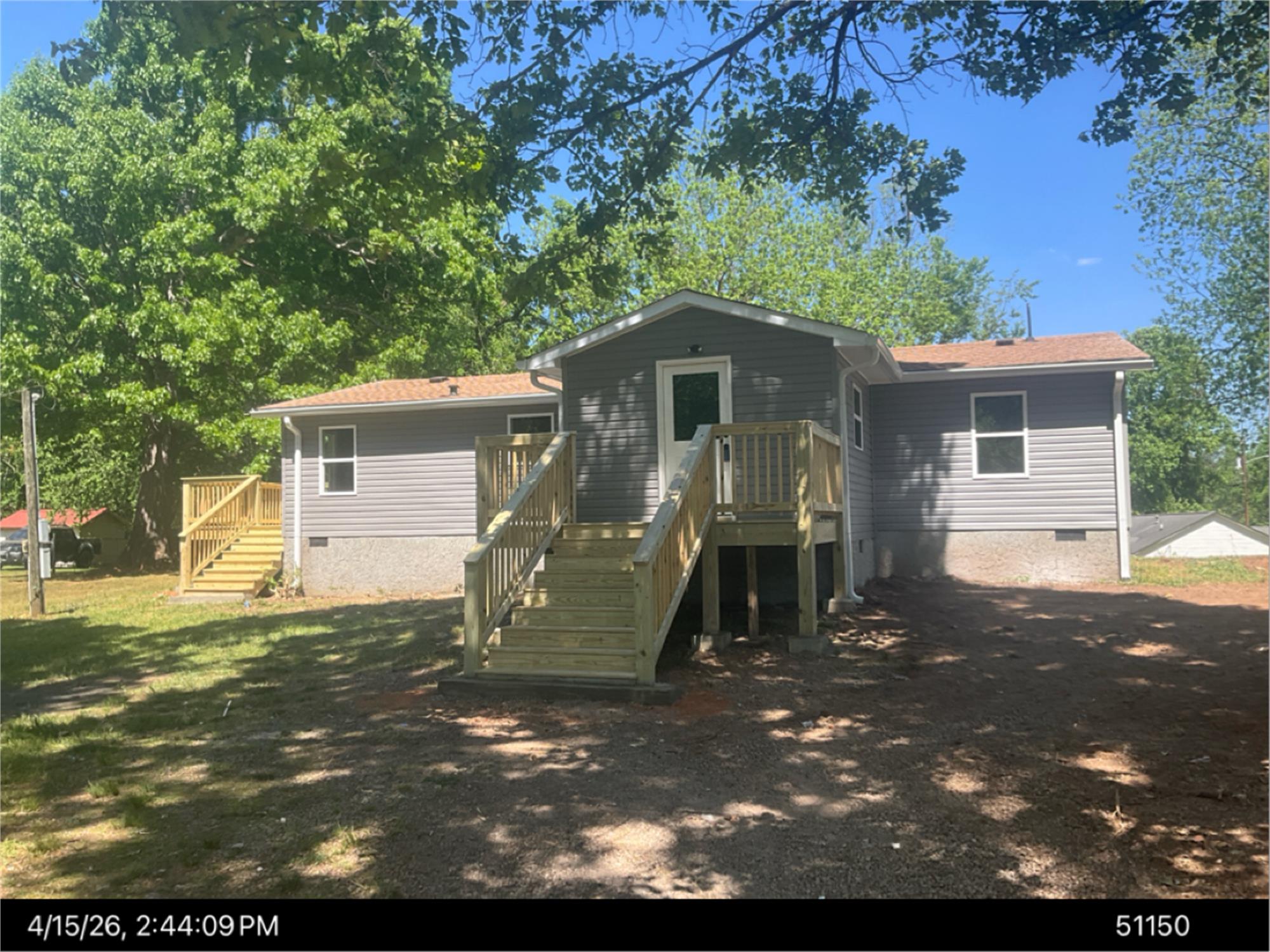 1412 Floyd Cir, Gainesville, GA 30507-7420