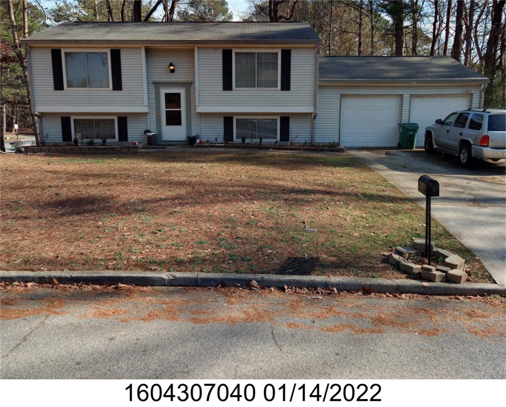 5240 Tasman Trl, Lithonia, GA 30038-2869
