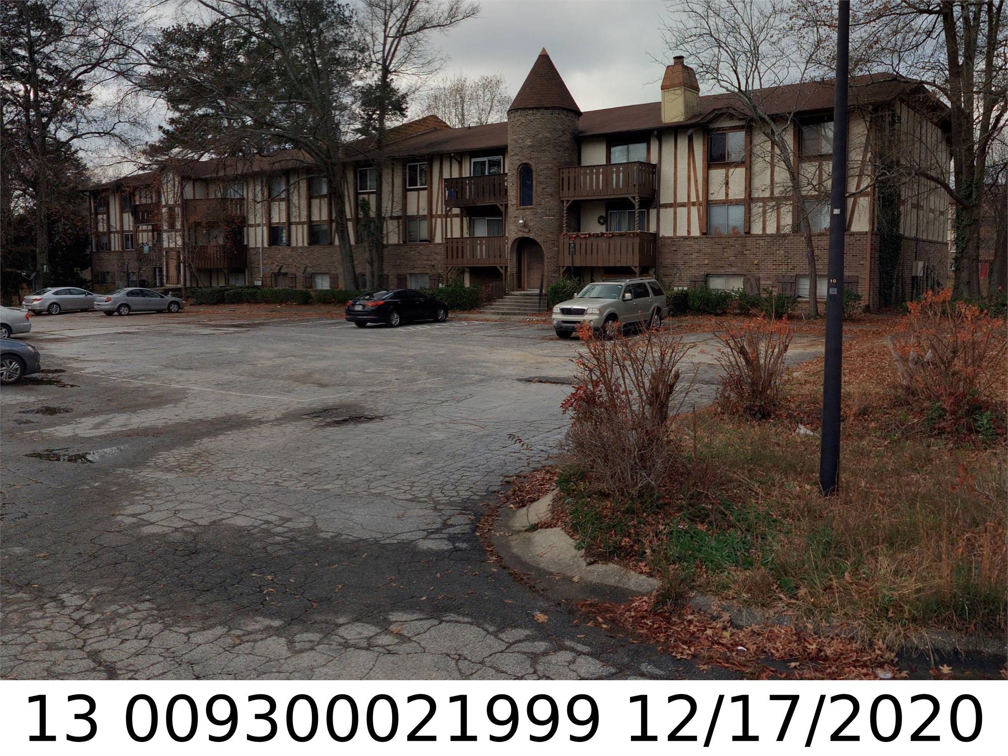 919 Camelot Dr, Atlanta, GA 30349-6560