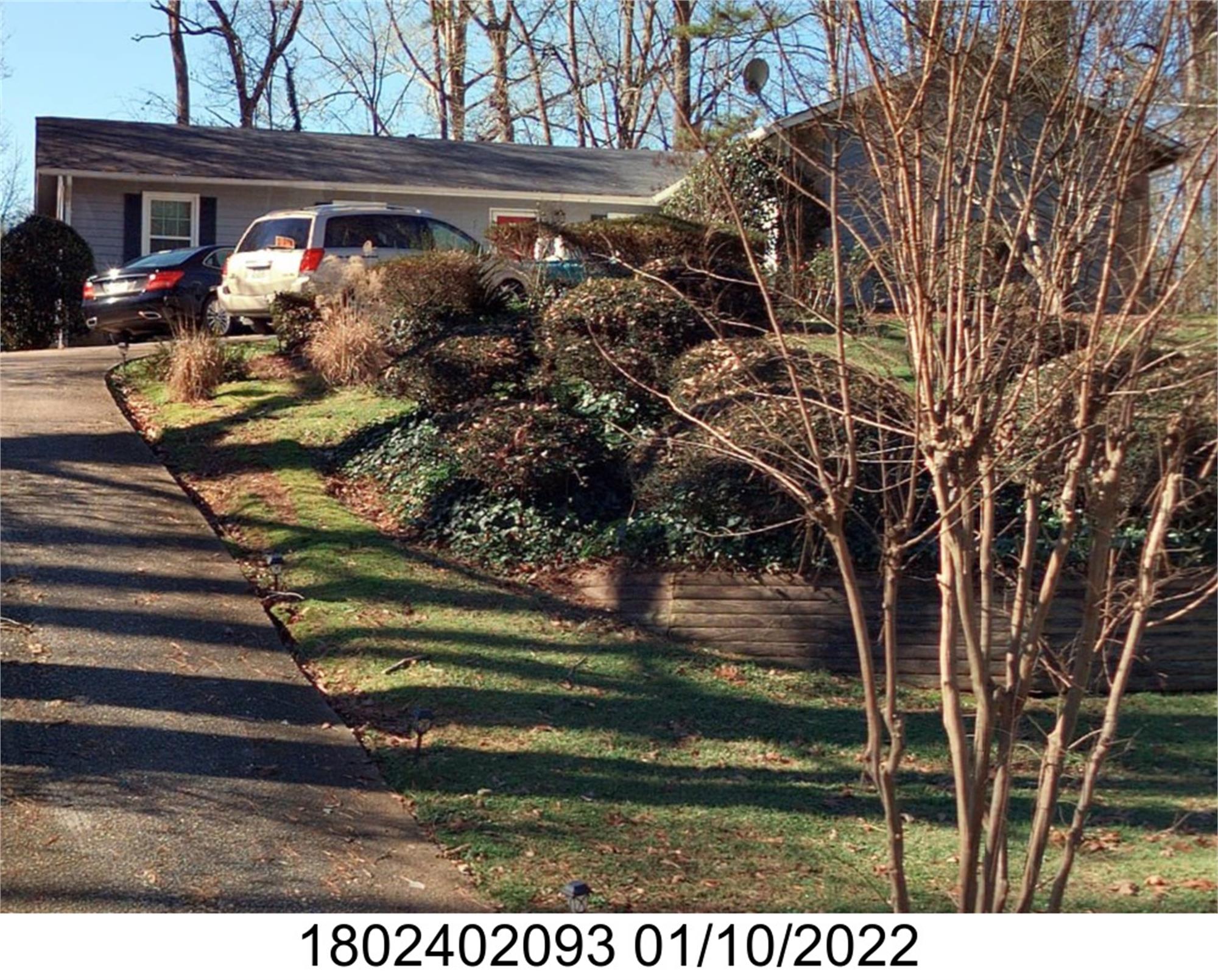 509 Stonehedge Dr, Stone Mountain, GA 30087-4845