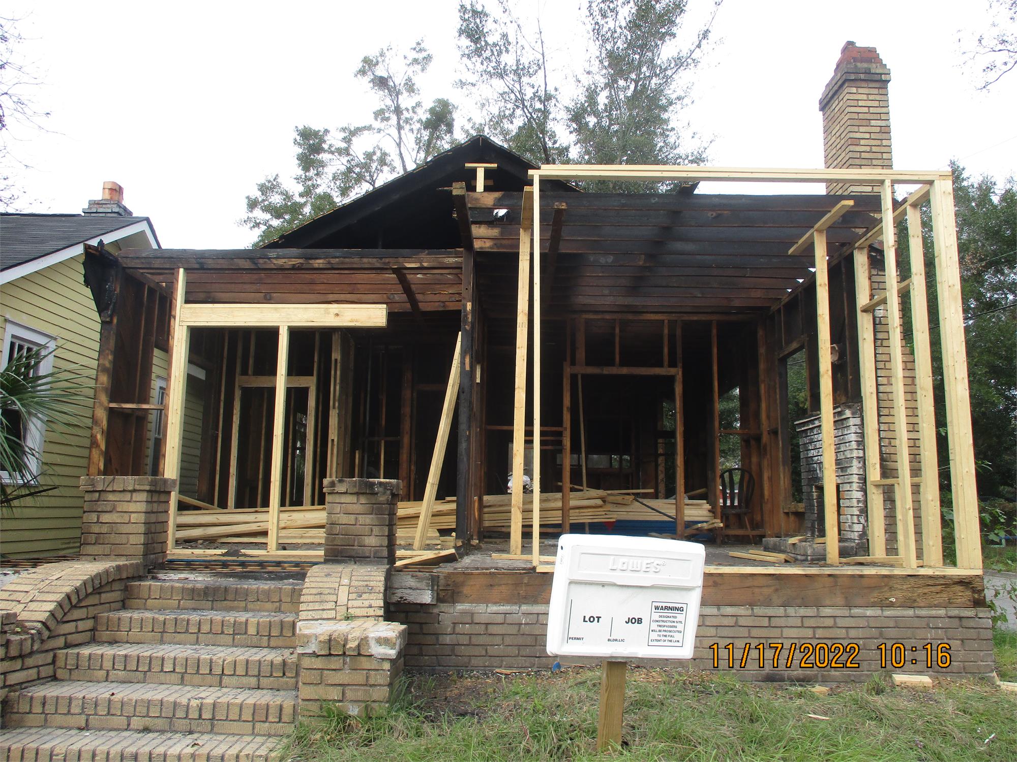 27 Helmken St, Savannah, GA 31404-1709