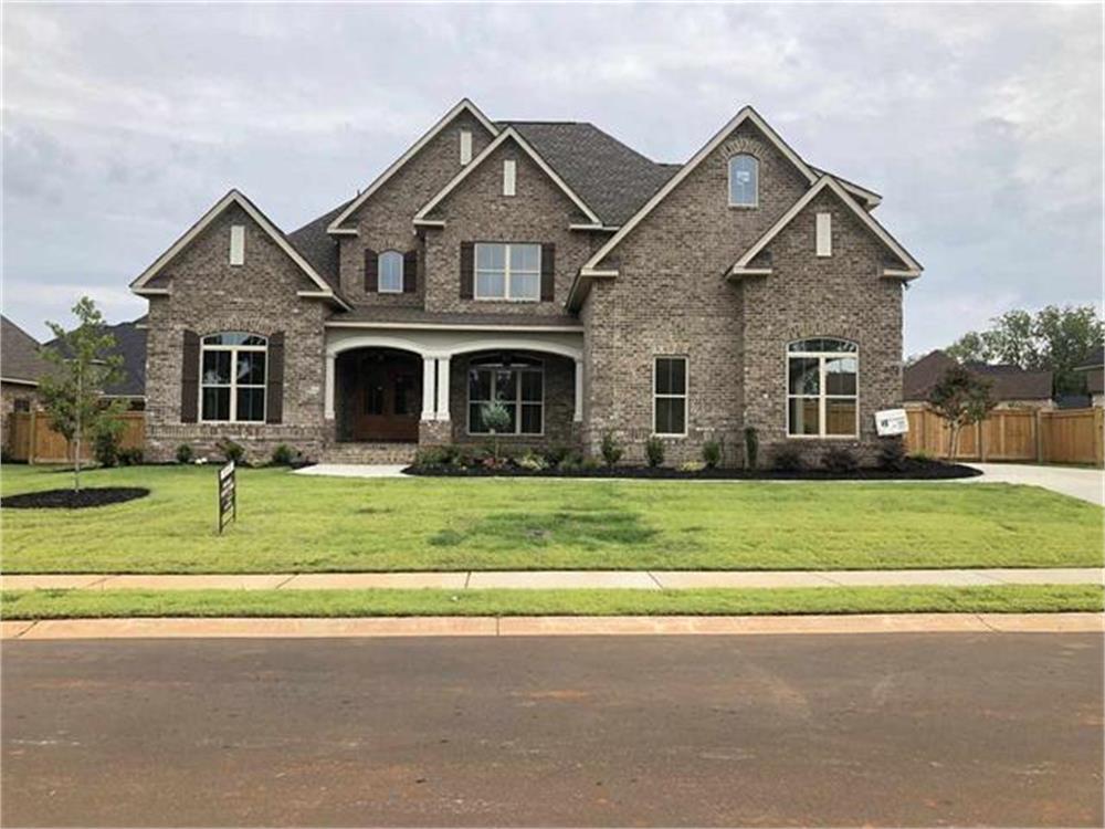 404 Angelina Grace Dr, Warner Robins, GA 31088-3295