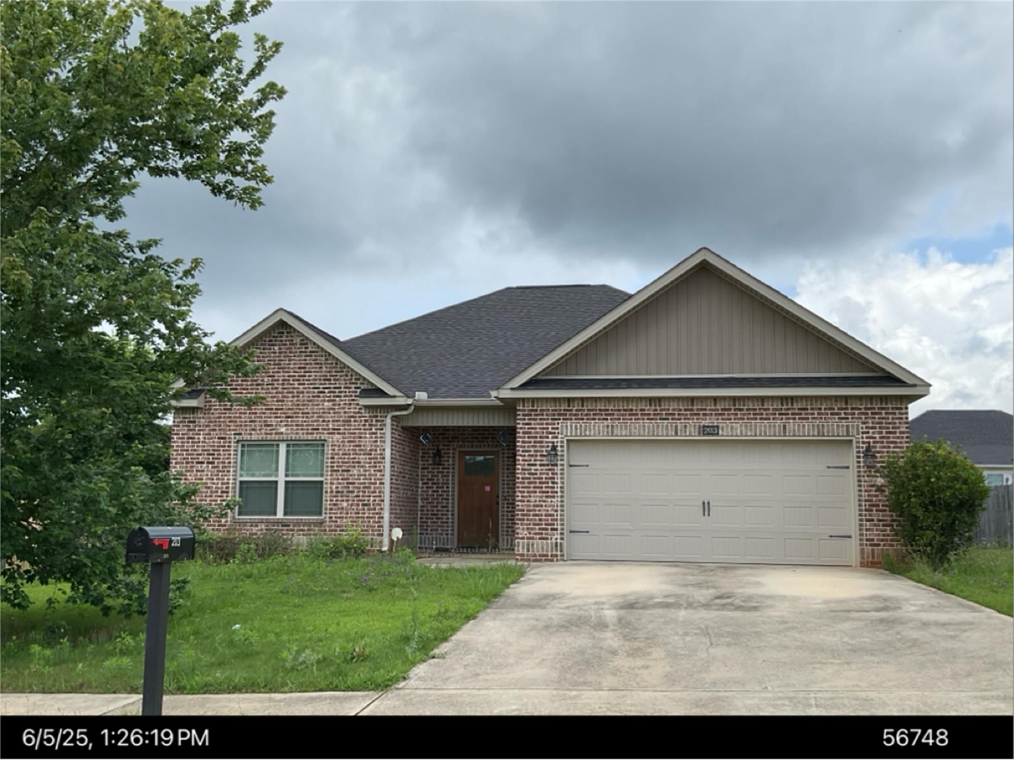 203 Ravencrest Dr, Perry, GA 31069-4857