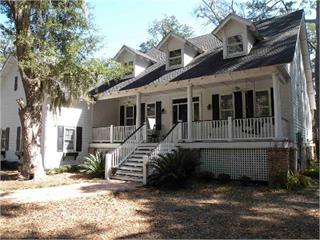68 West Point Dr, St Simons Island, GA 31522-5815