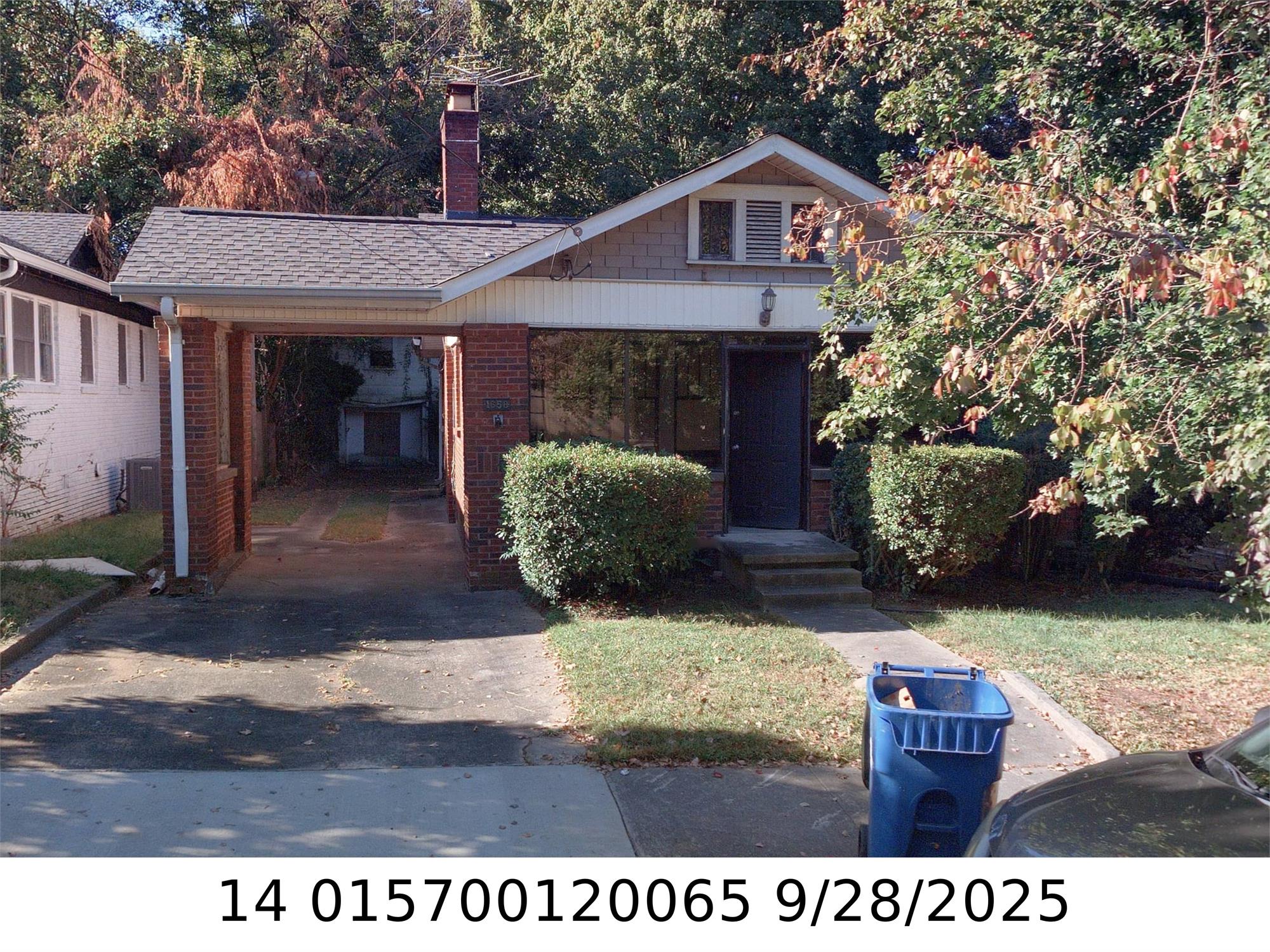 1658 Thompson Ave, Atlanta, GA 30344-3322
