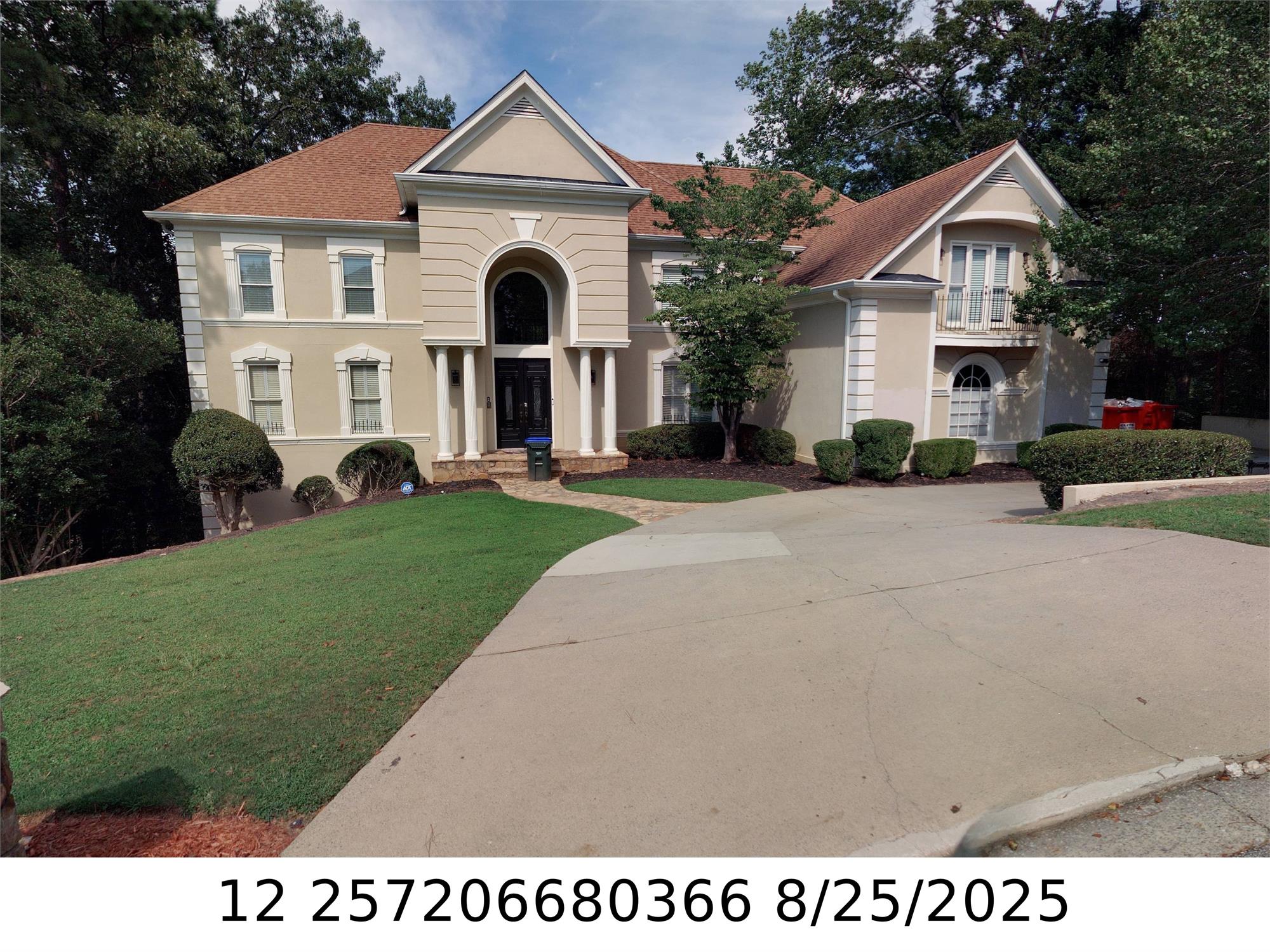 8320 Sentinae Chase Dr, Roswell, GA 30076-4460