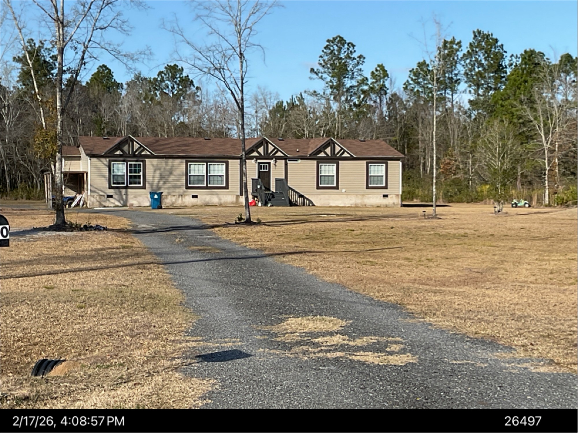 120 Scarlett Dr, Waycross, GA 31503-1162