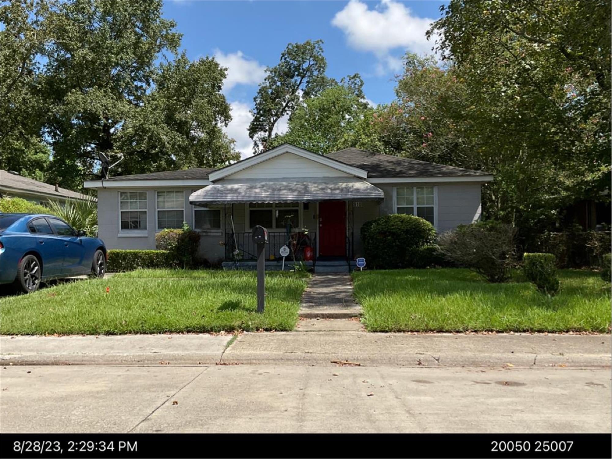 910 Bowden St, Savannah, GA 31415-5340