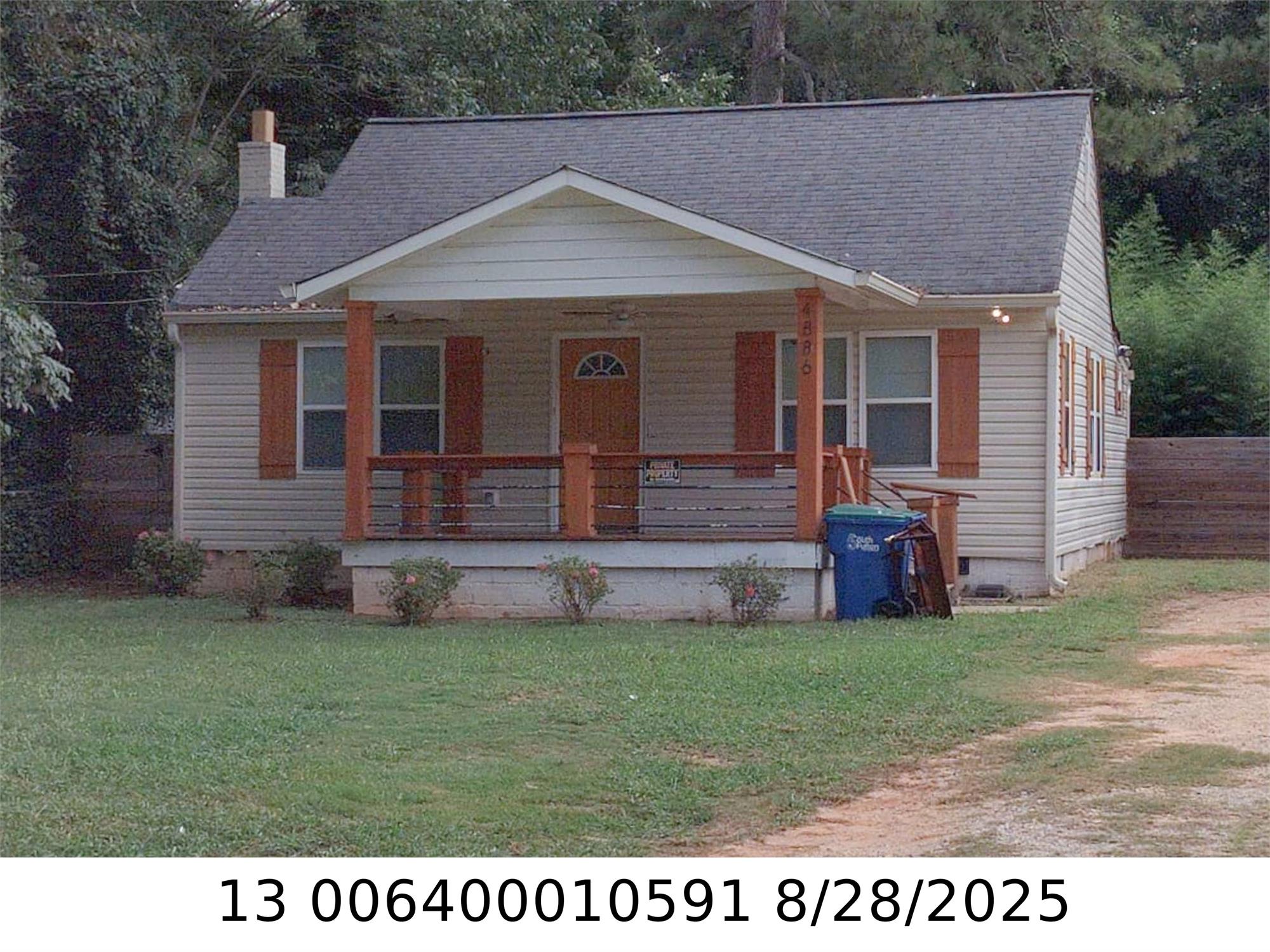 4886 Ben Hill Rd, College Park, GA 30349-2370