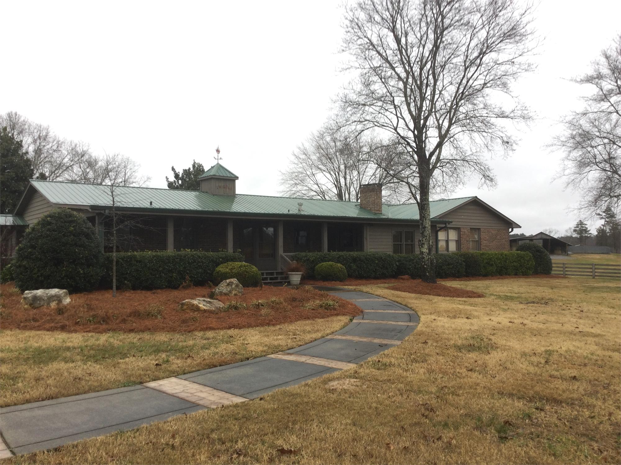 785 Stewart Rd, Cedartown, GA 30125