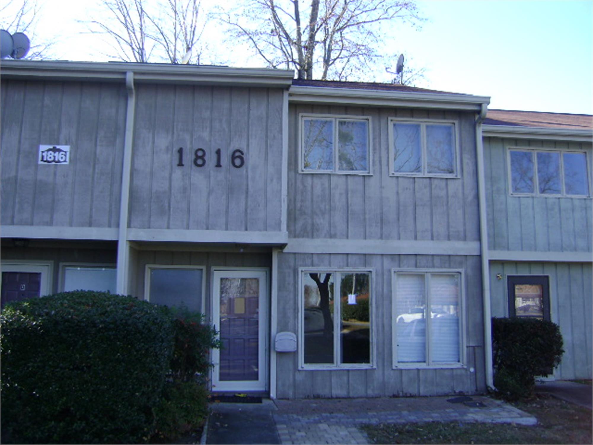 1816 E Ashborough Rd Se, Marietta, GA 30067-6929