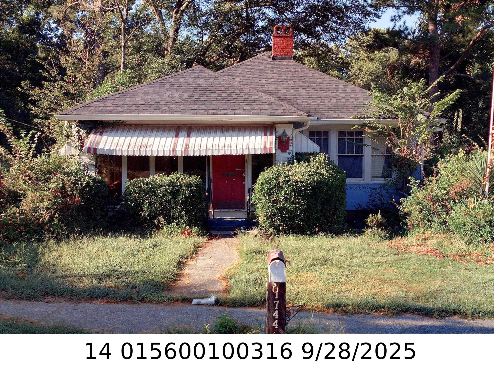 1744 Neely Ave, Atlanta, GA 30344-3128
