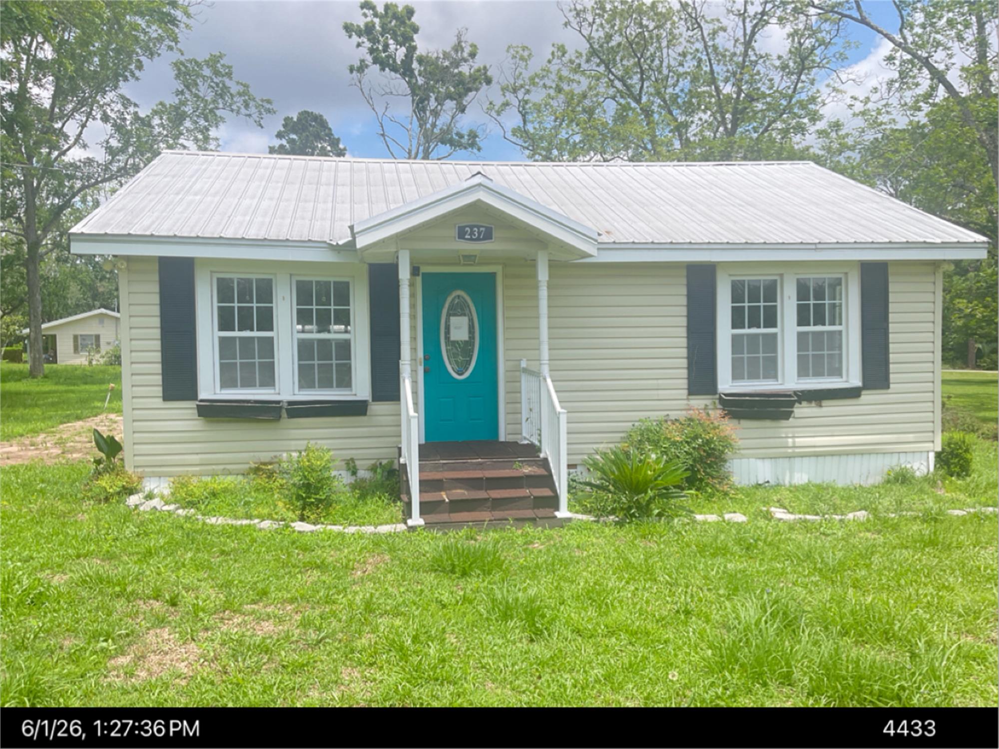 237 E Main St, Barwick, GA 31720