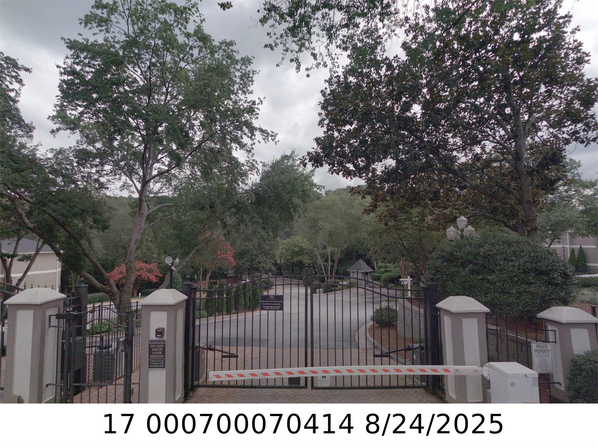 11 St Claire Ln Ne, Atlanta, GA 30324-2960