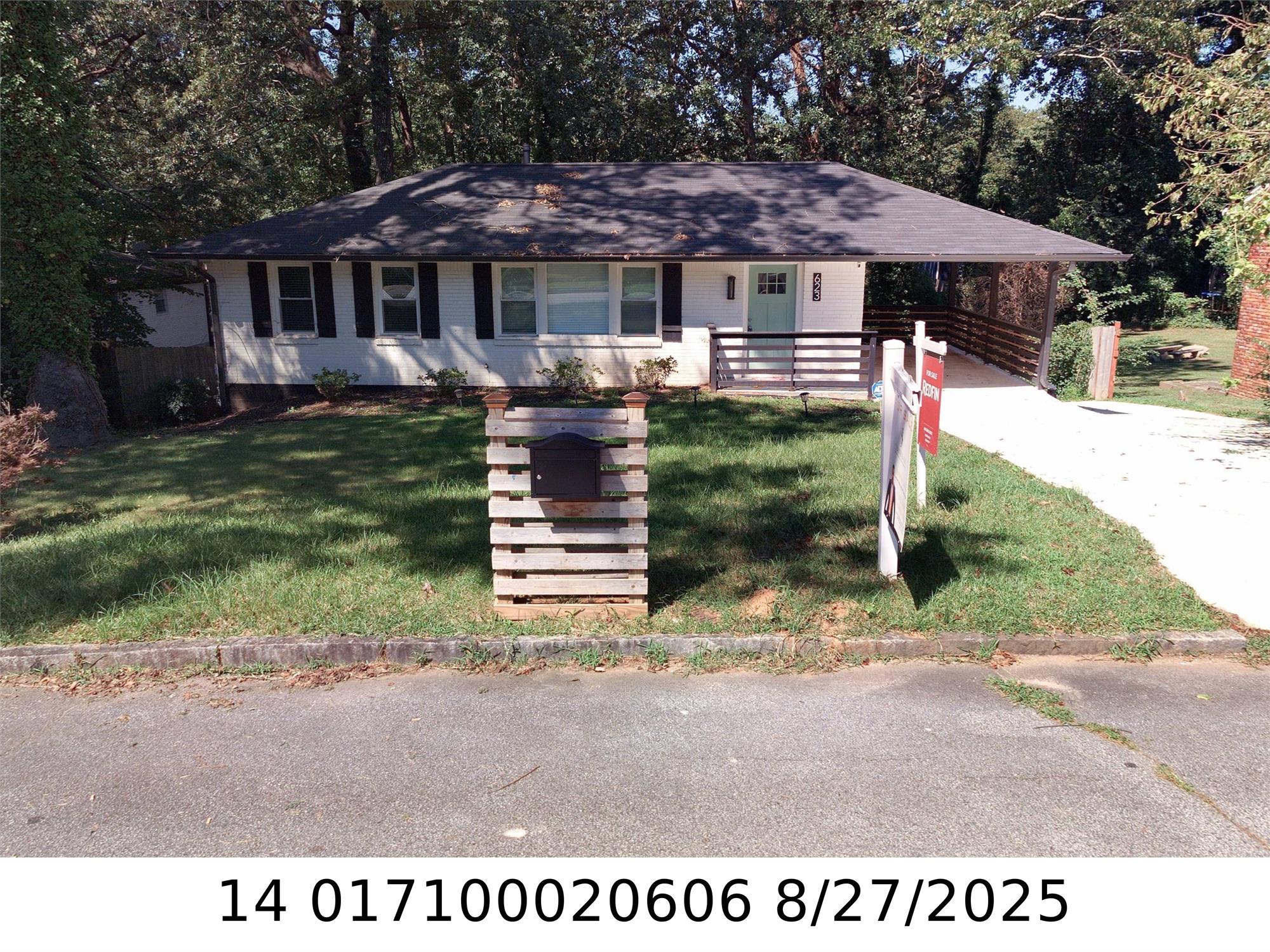 623 Montevista St Sw, Atlanta, GA 30310-2216