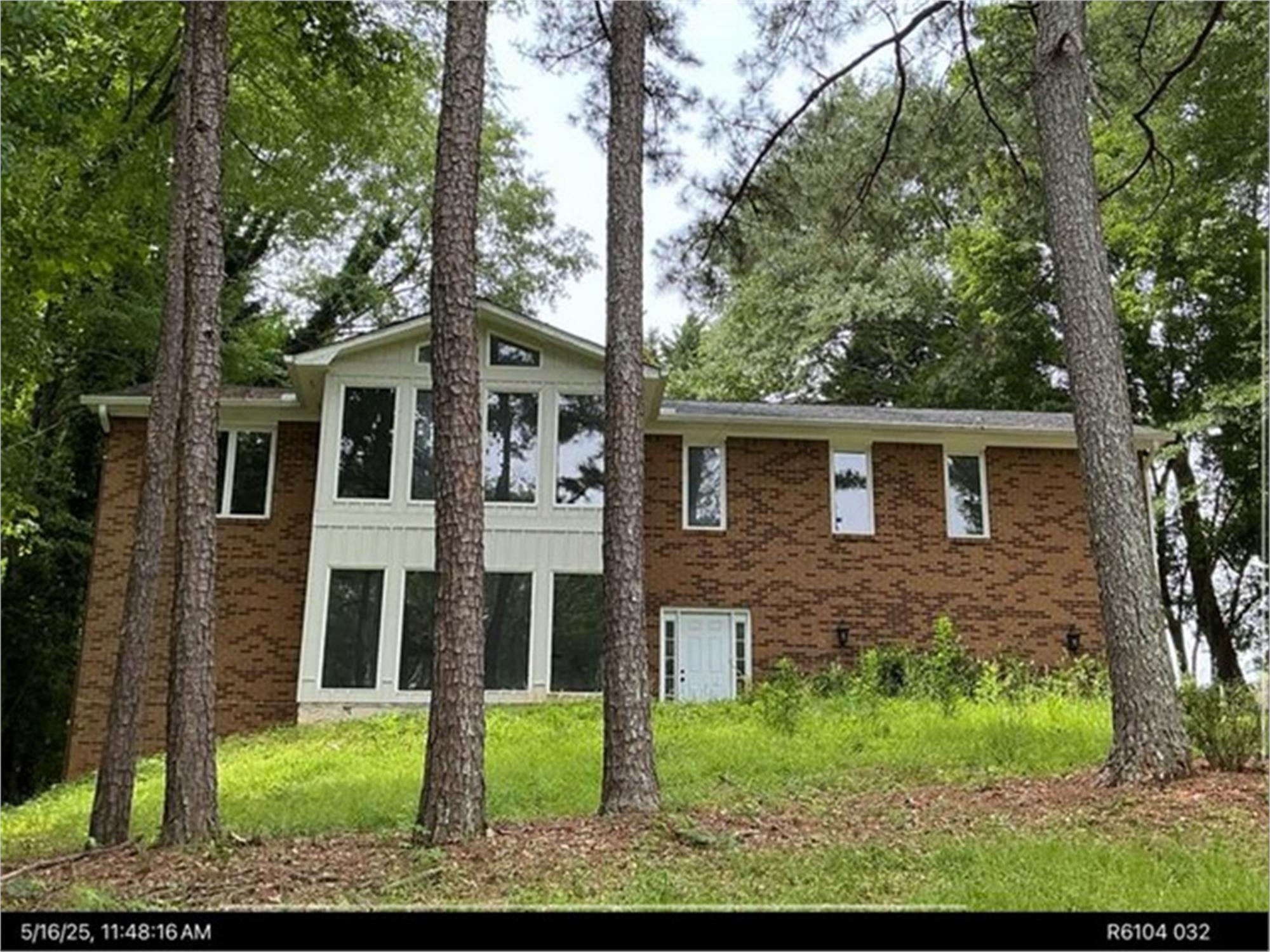 3712 Finger Creek Dr Sw, Lilburn, GA 30047-2123