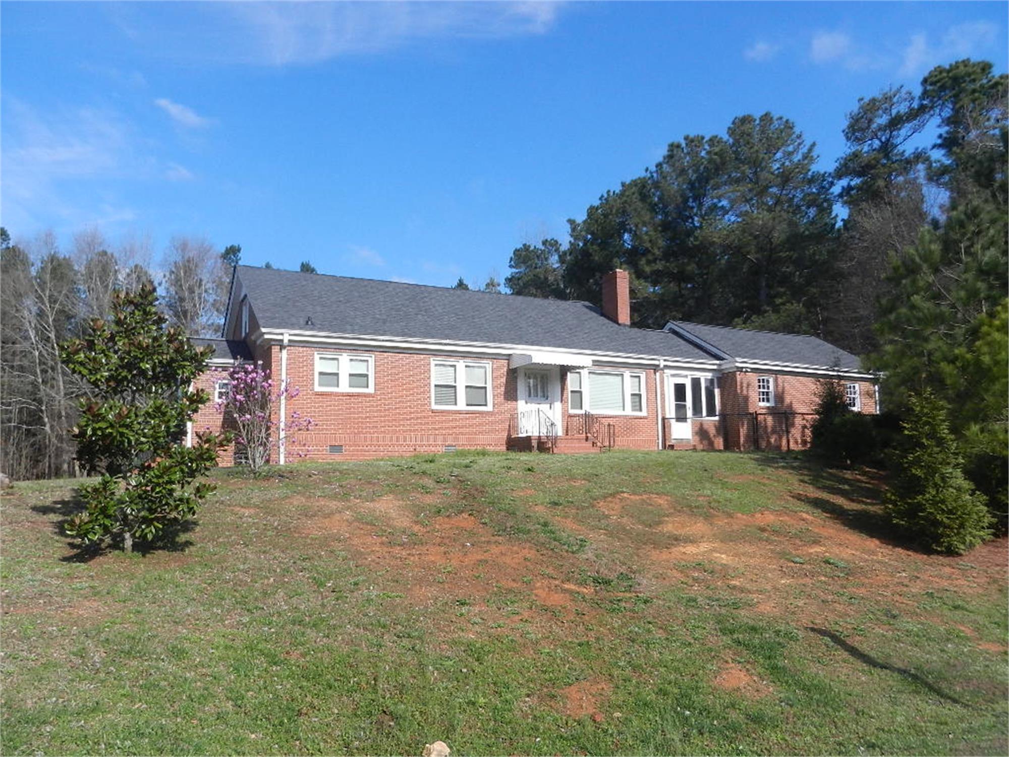 1309 Hull Rd, Athens, GA 30601-3923