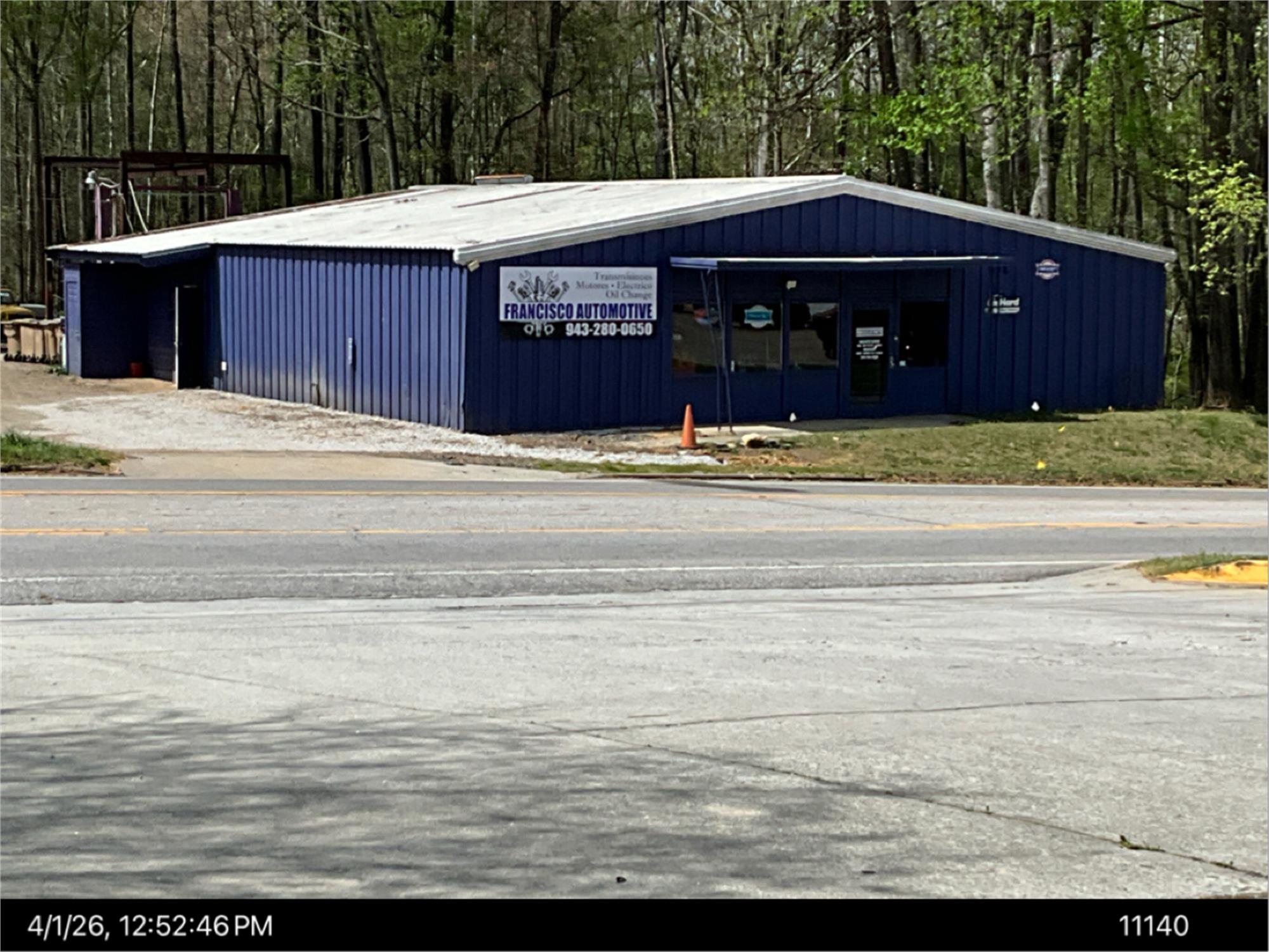 2100 Memorial Park Dr, Gainesville, GA 30504-5879