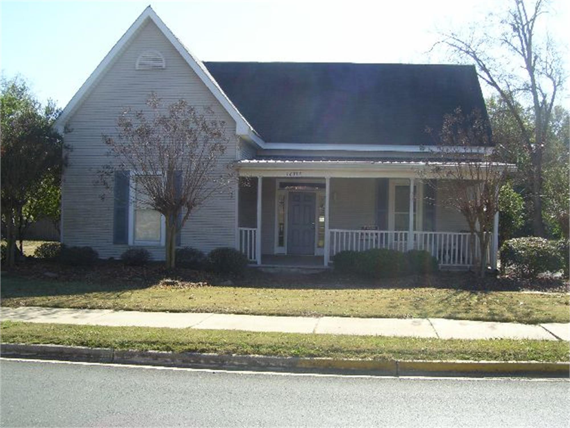 18332 Main St, Woodbury, GA 30293-2906
