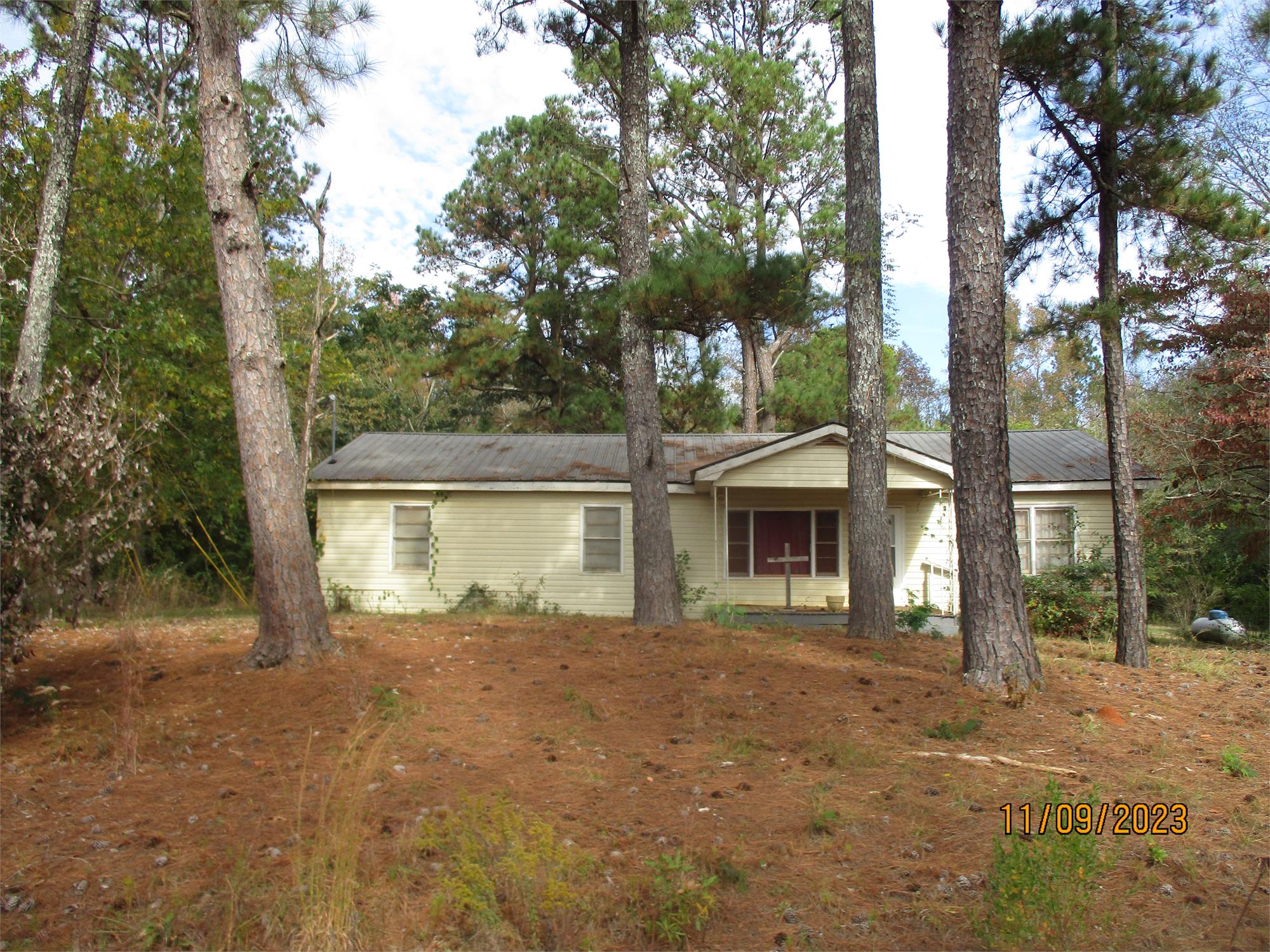 263 Armstrong Ford Rd, Warthen, GA 31094-3409