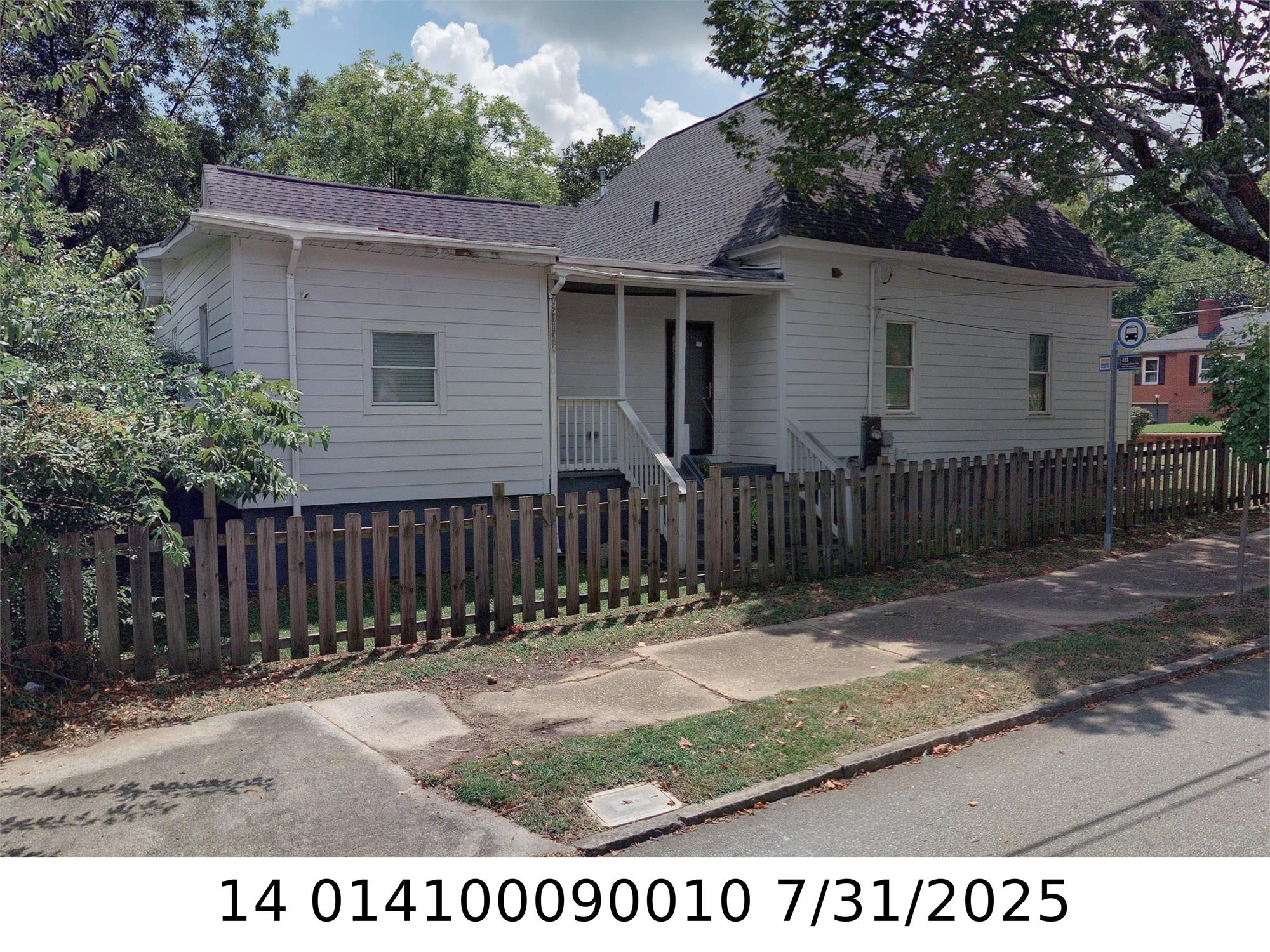 212 Wellington St Sw, Atlanta, GA 30314-2241