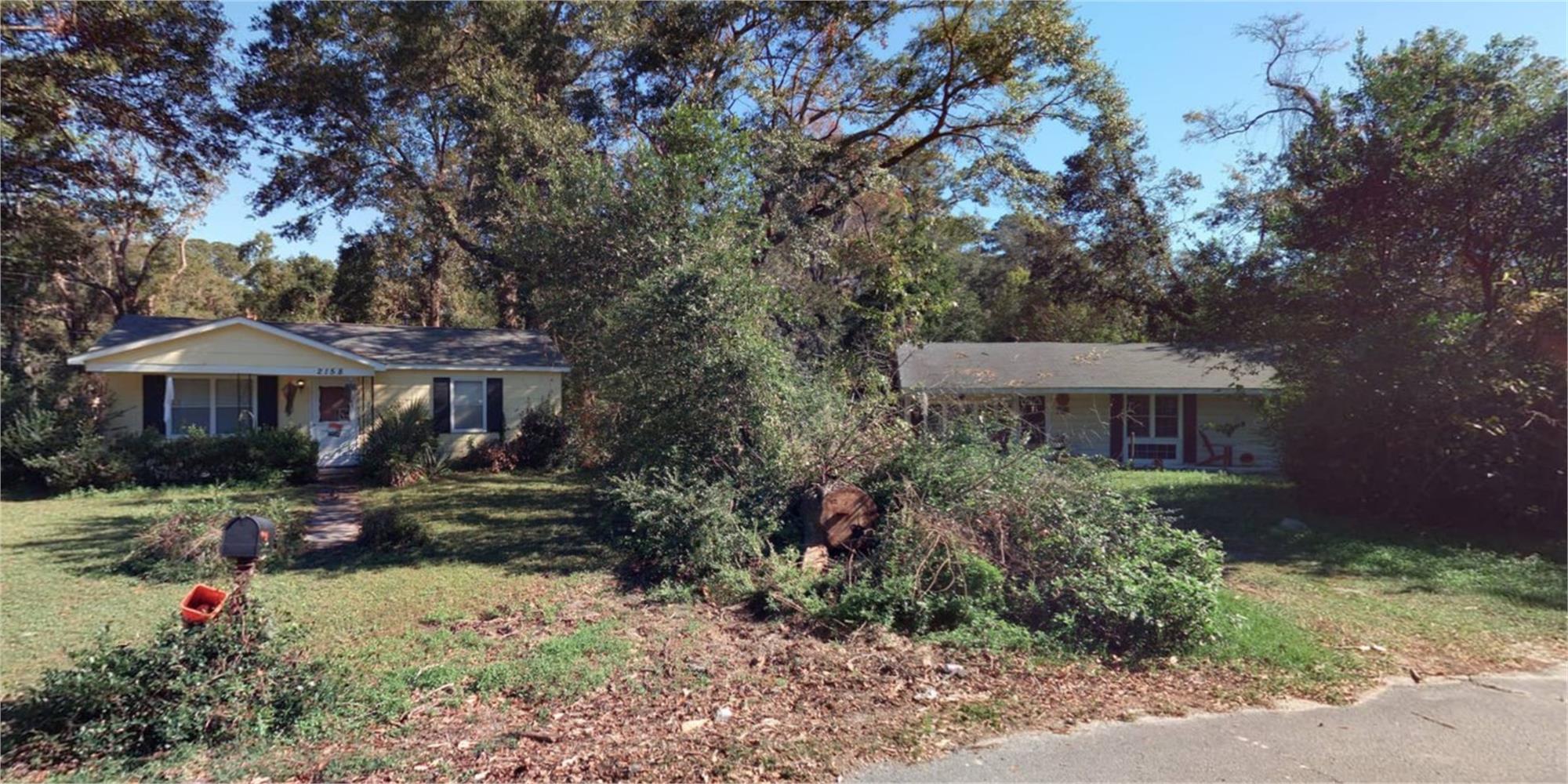 2160 Barbara St, Savannah, GA 31406-2262
