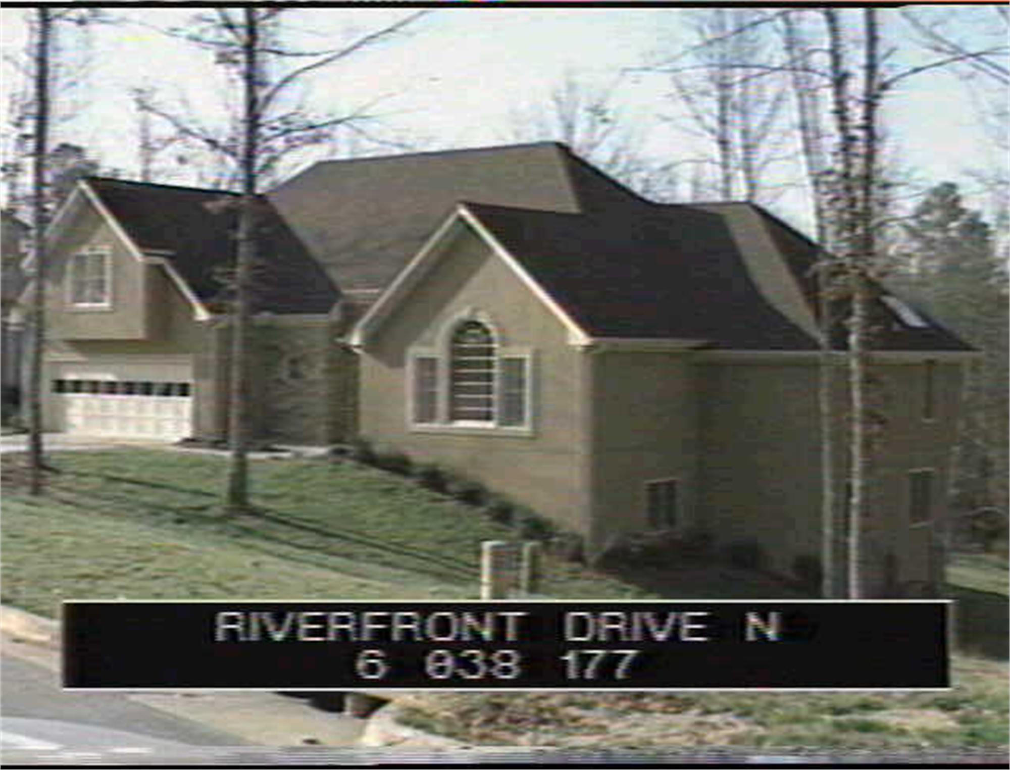 2851 Riverfront Dr, Snellville, GA 30039-8519