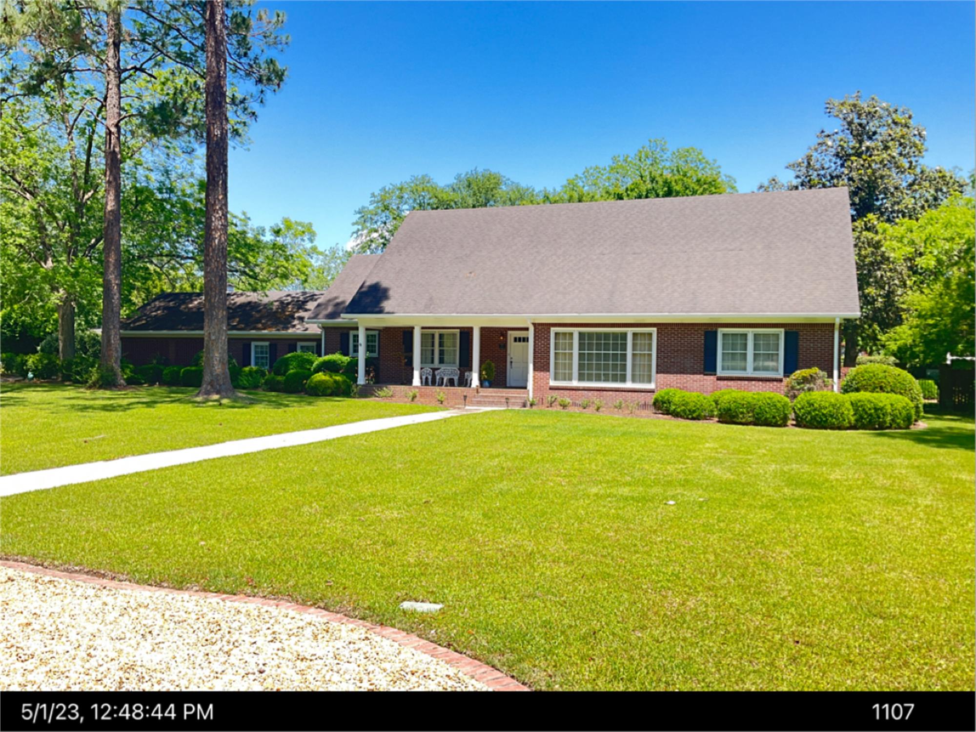 201 Penn Ave, Claxton, GA 30417-2021