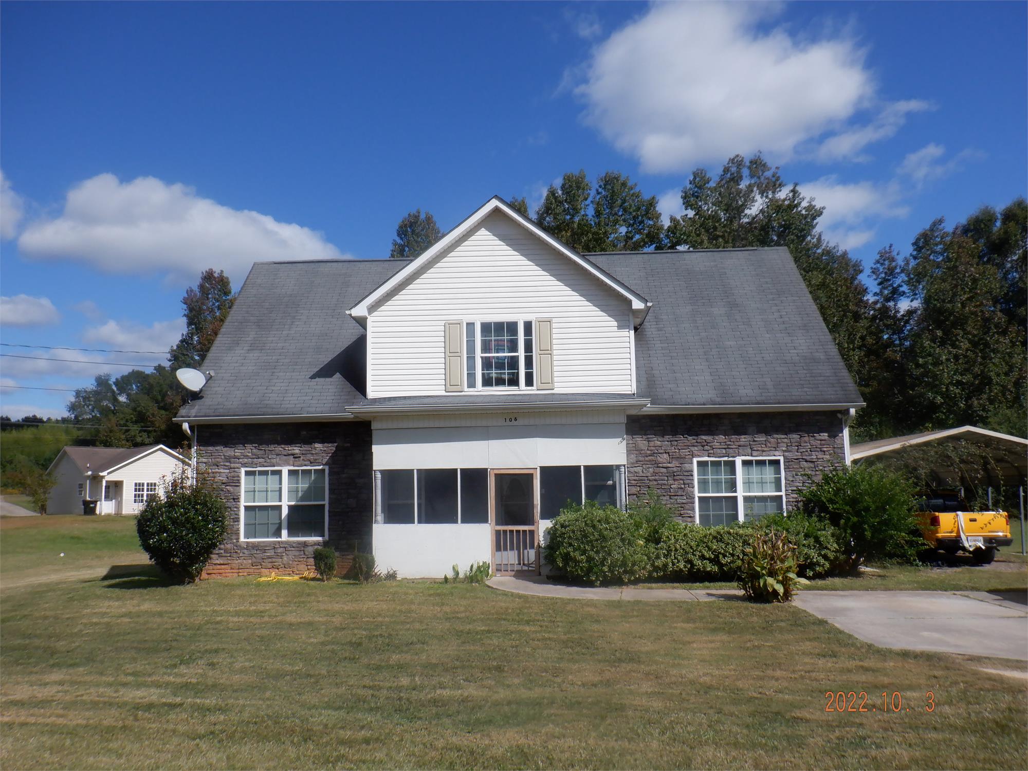 108 Bradley Cir, Barnesville, GA 30204-1815