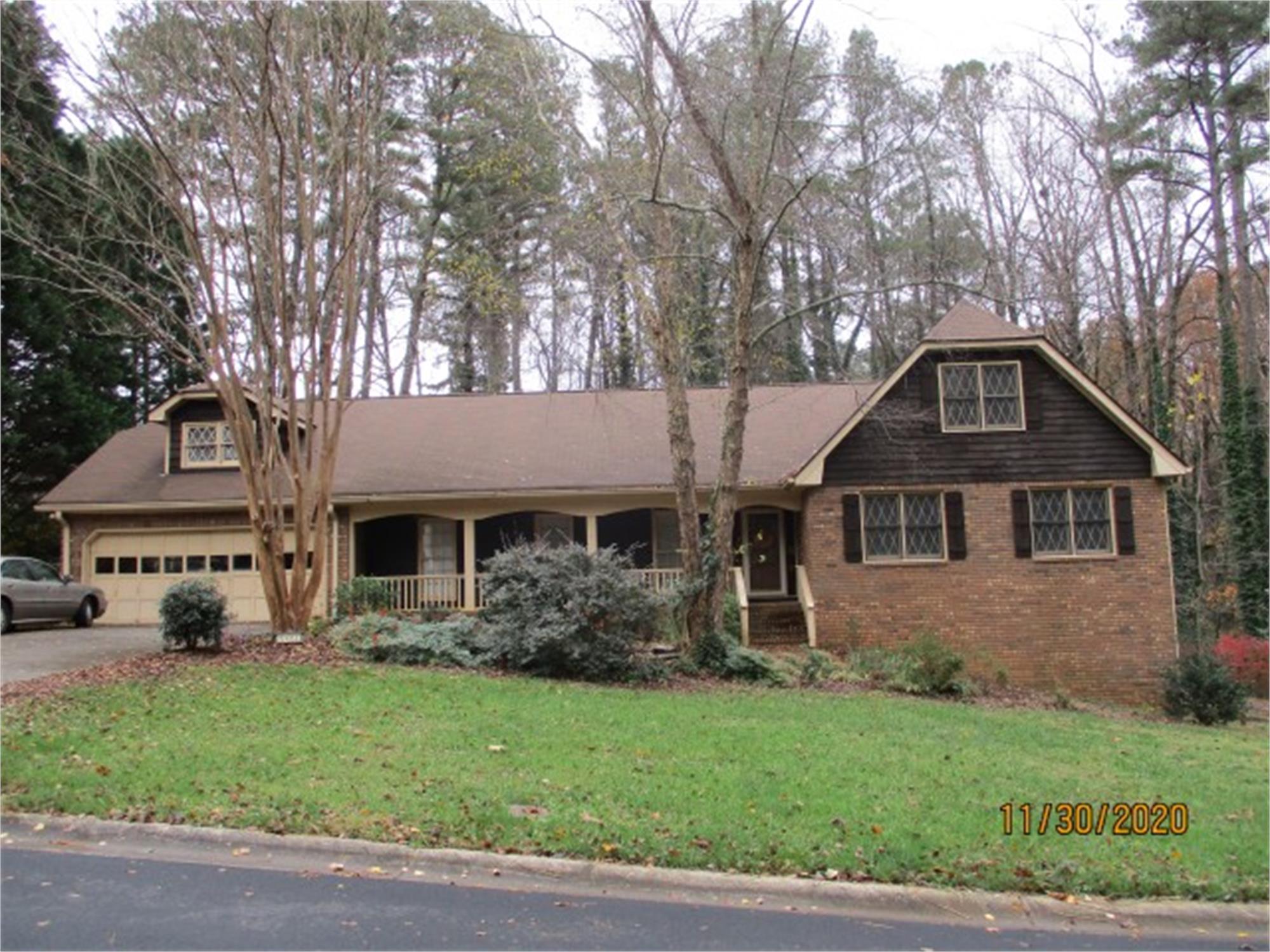 5464 Breathitt Dr Sw, Lilburn, GA 30047-6676