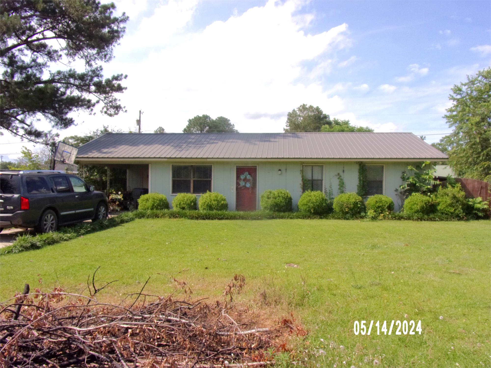108 Cheryl Ln, Fitzgerald, GA 31750-8126