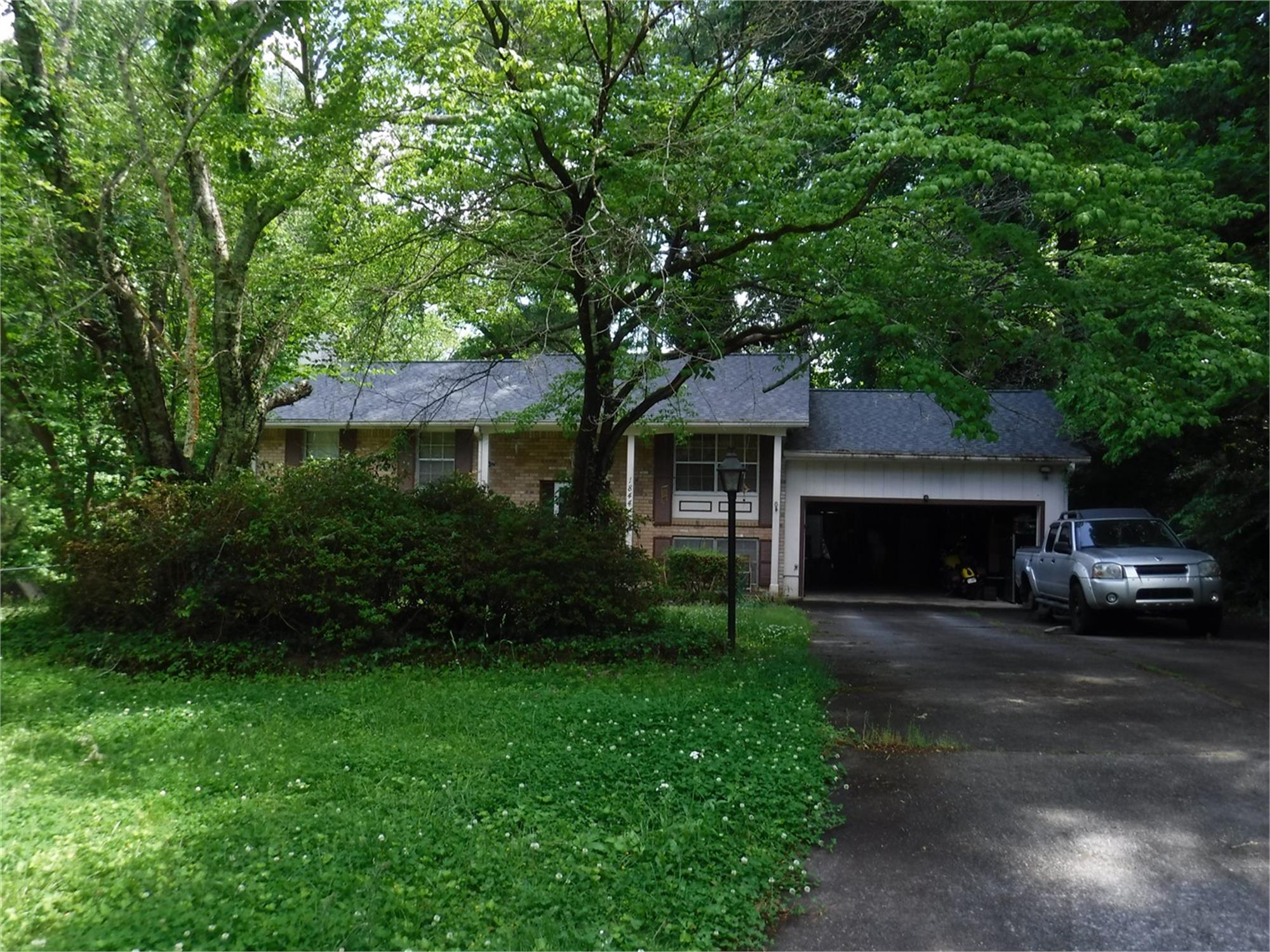 1844 Juniper Ct Sw, Marietta, GA 30008-5636