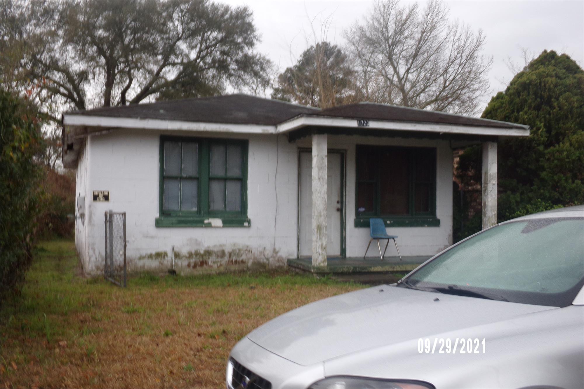 1723 Stratford St, Savannah, GA 31415-1730