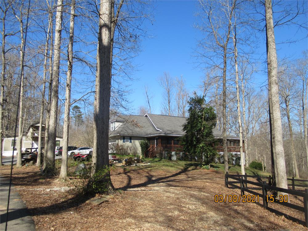 354 Mcdonald Cir, Commerce, GA 30529-6253