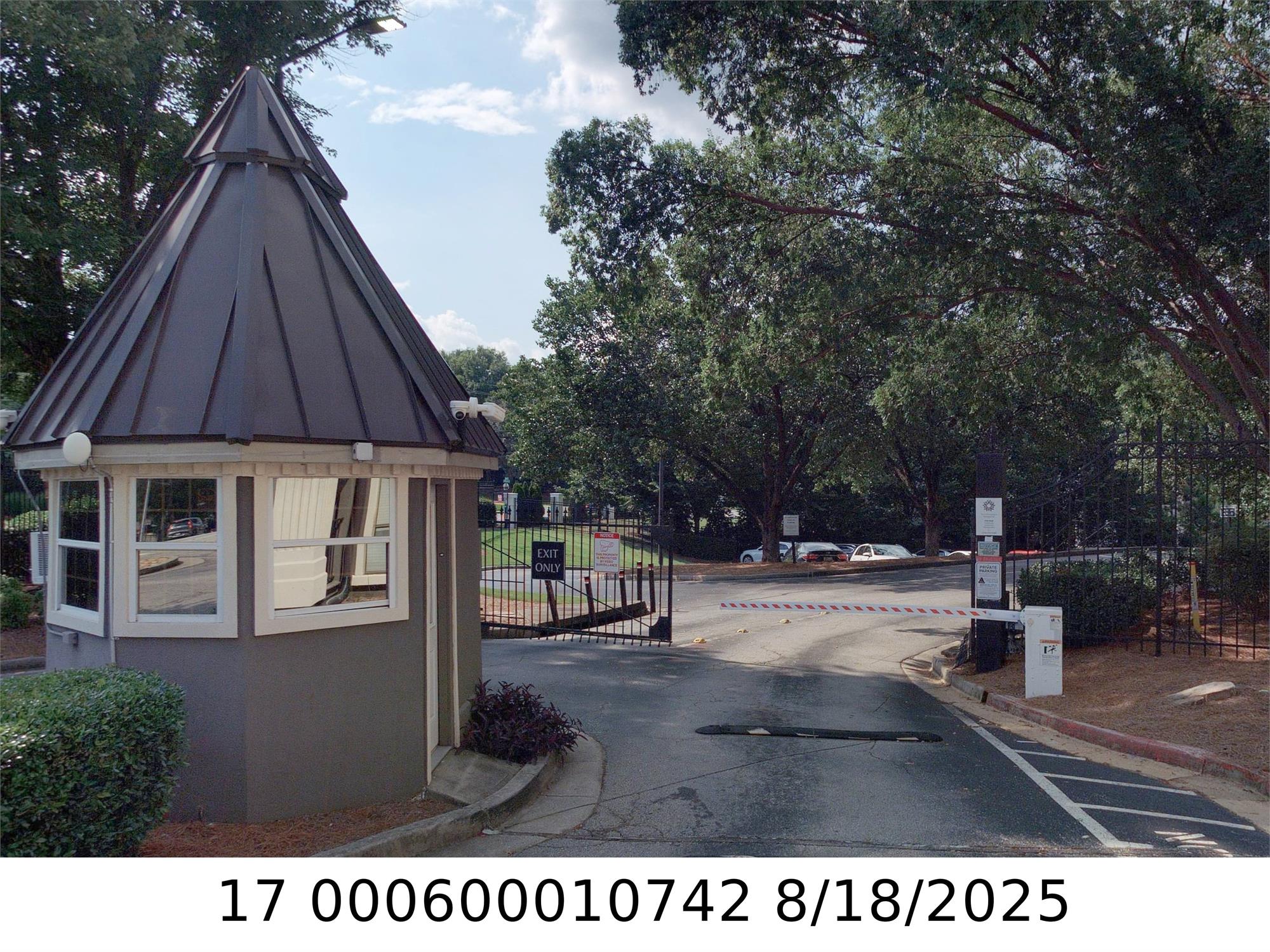 2657 Lenox Rd Ne, Atlanta, GA 30324-3132